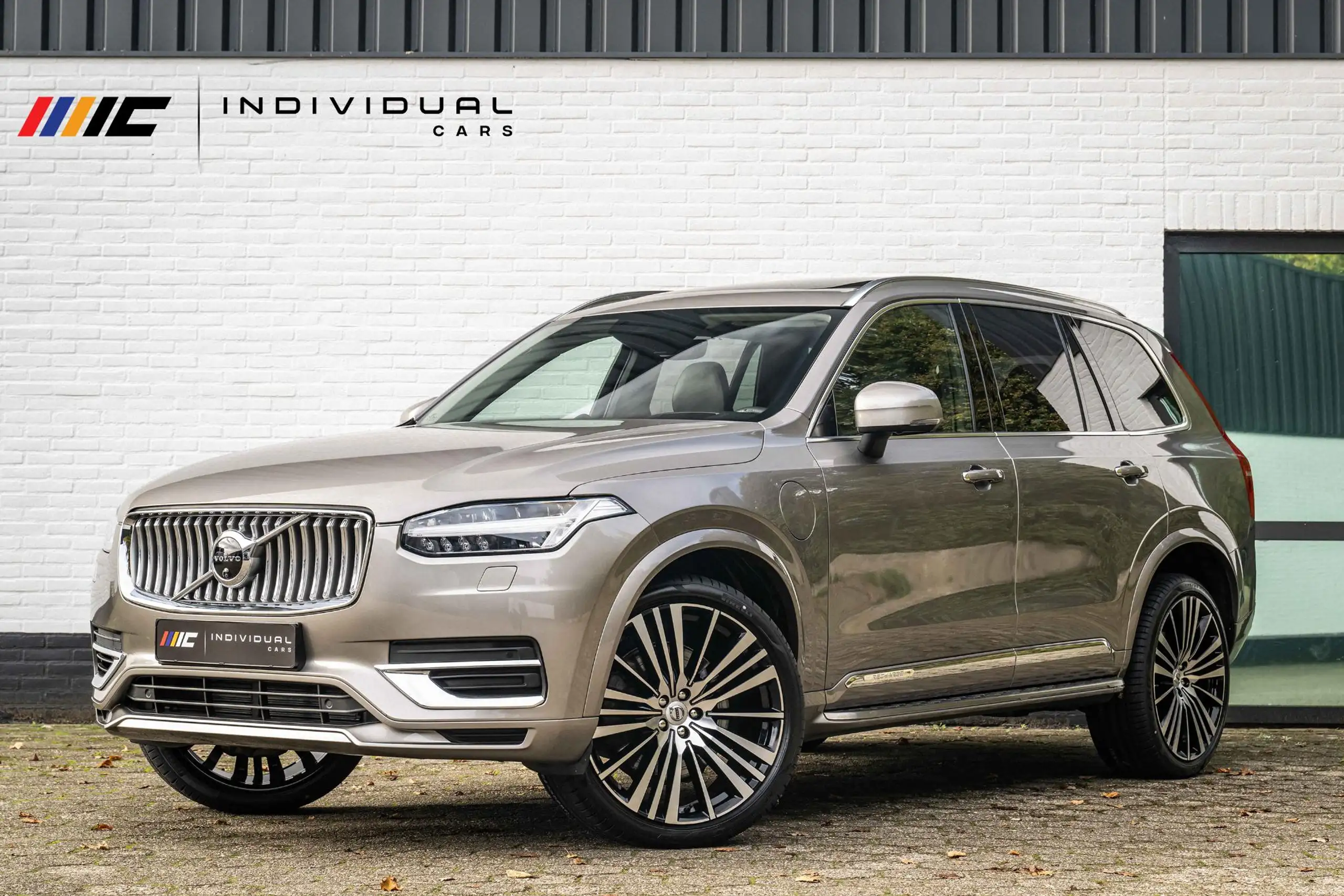 Volvo - XC90