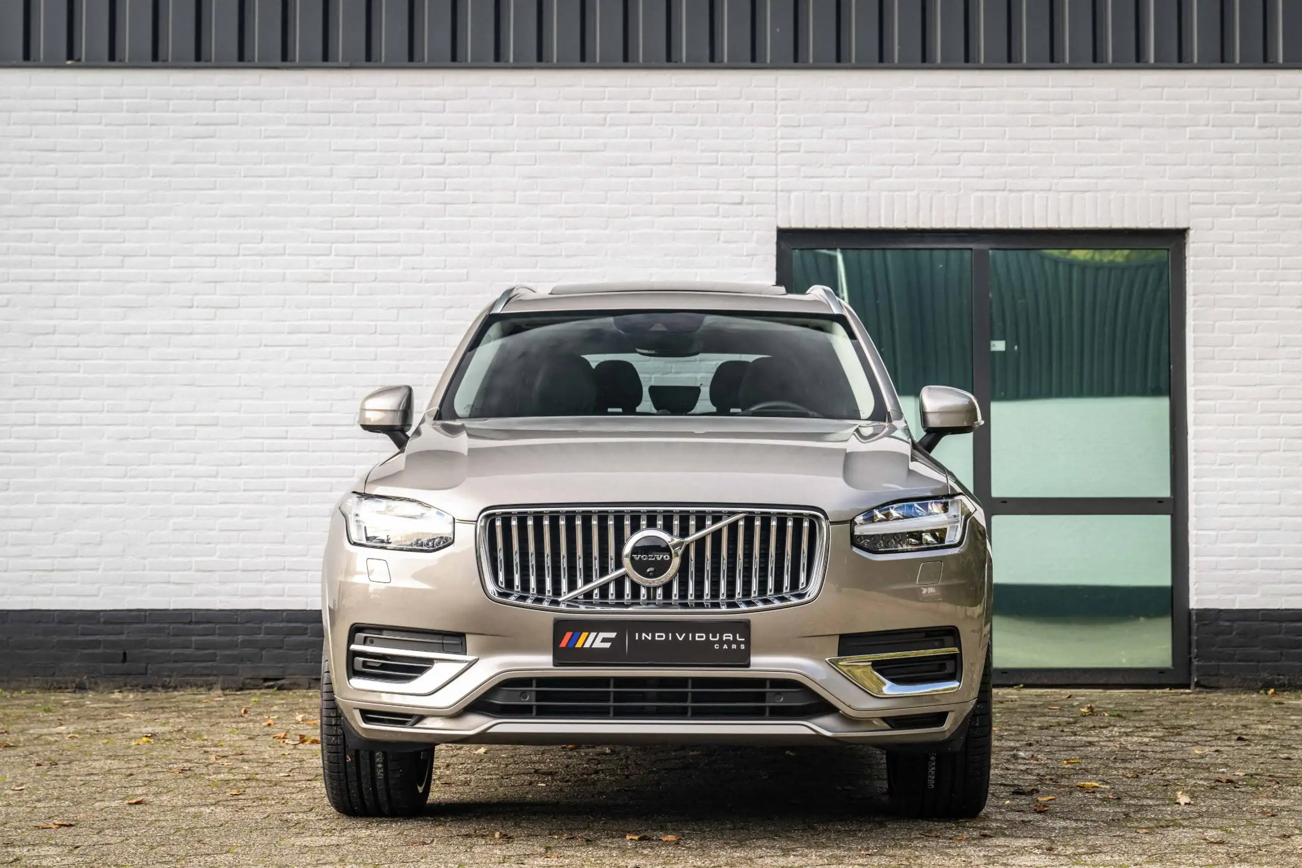 Volvo - XC90