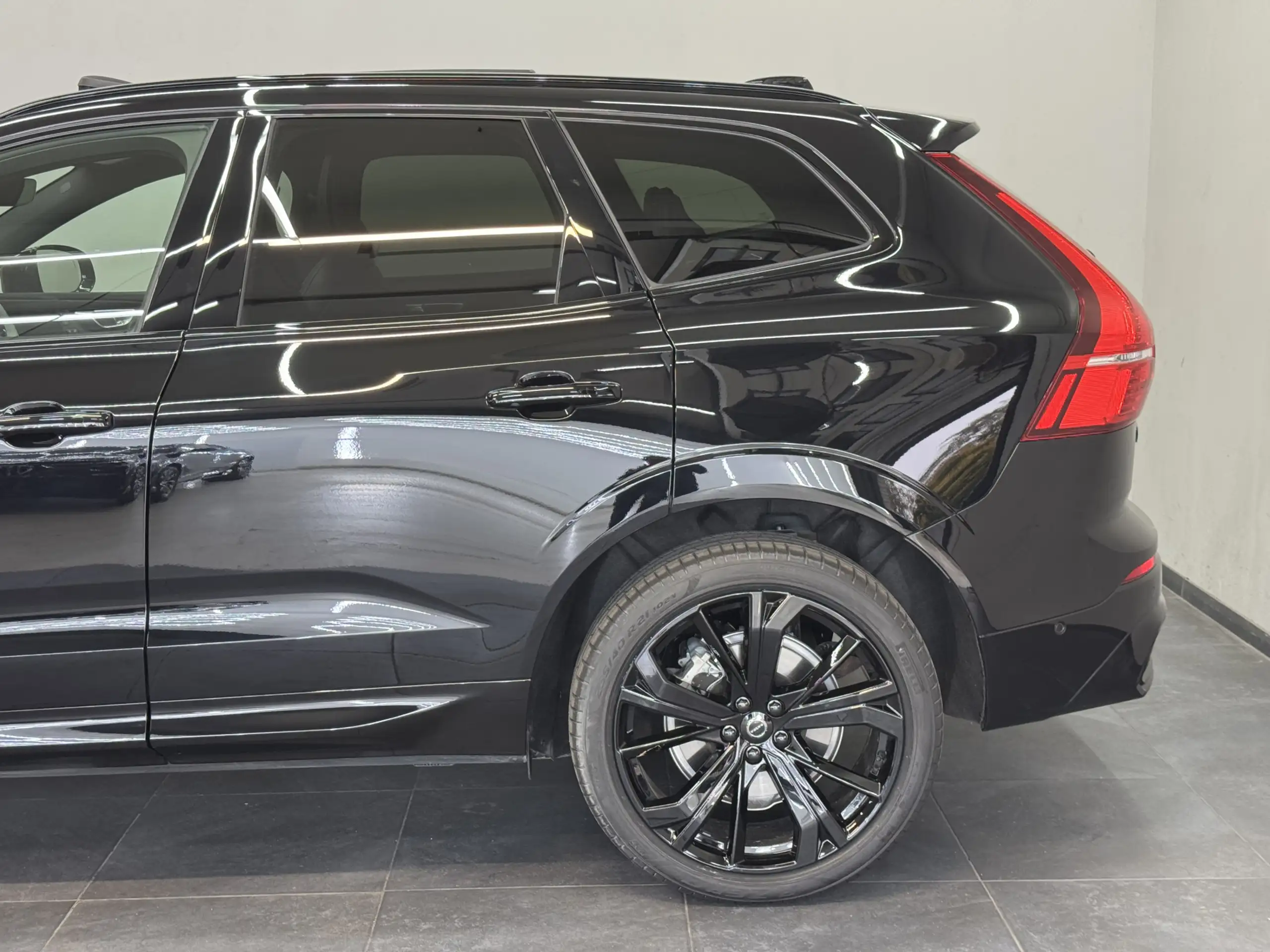 Volvo - XC60