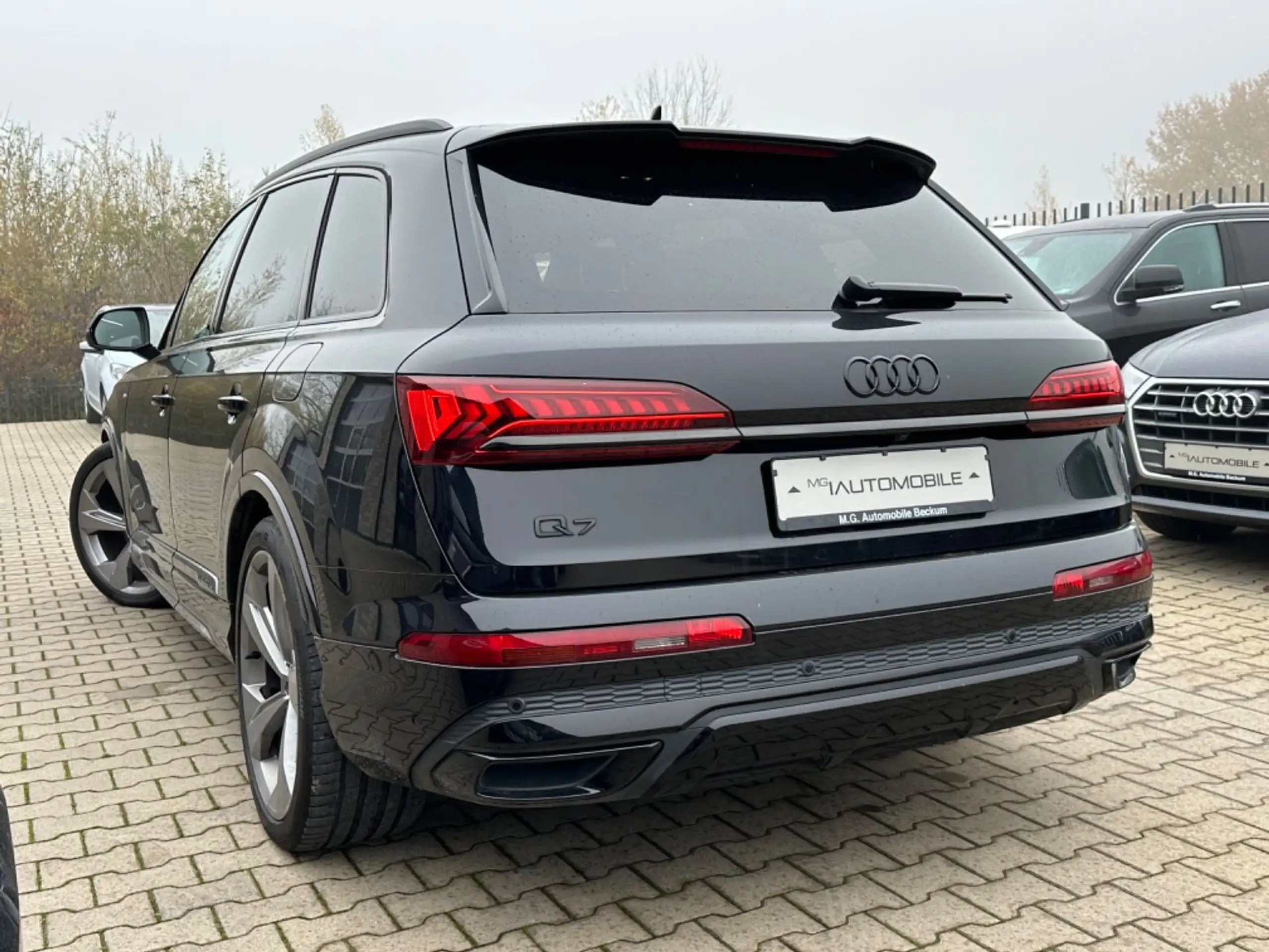 Audi - Q7