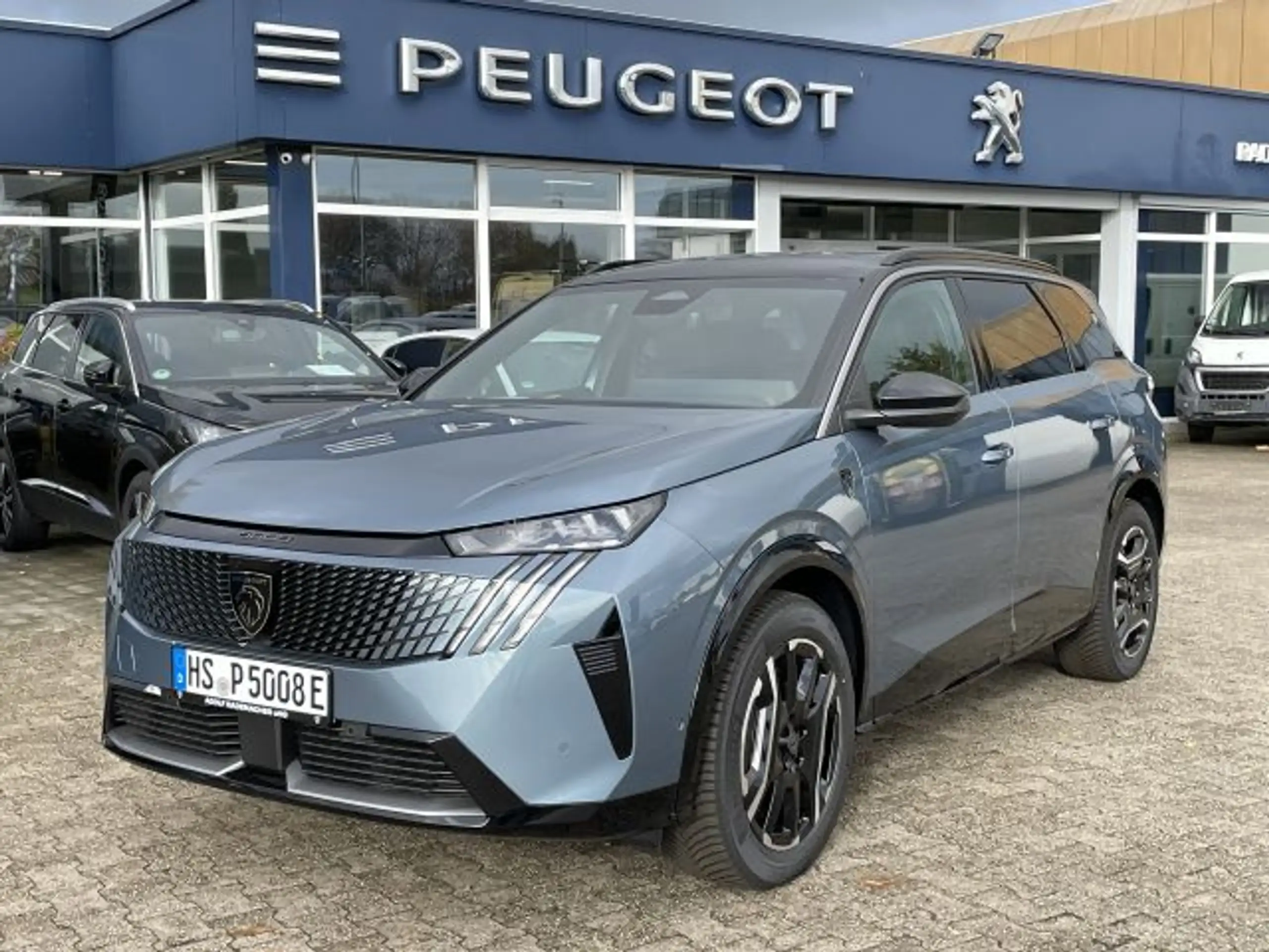 Peugeot - 5008