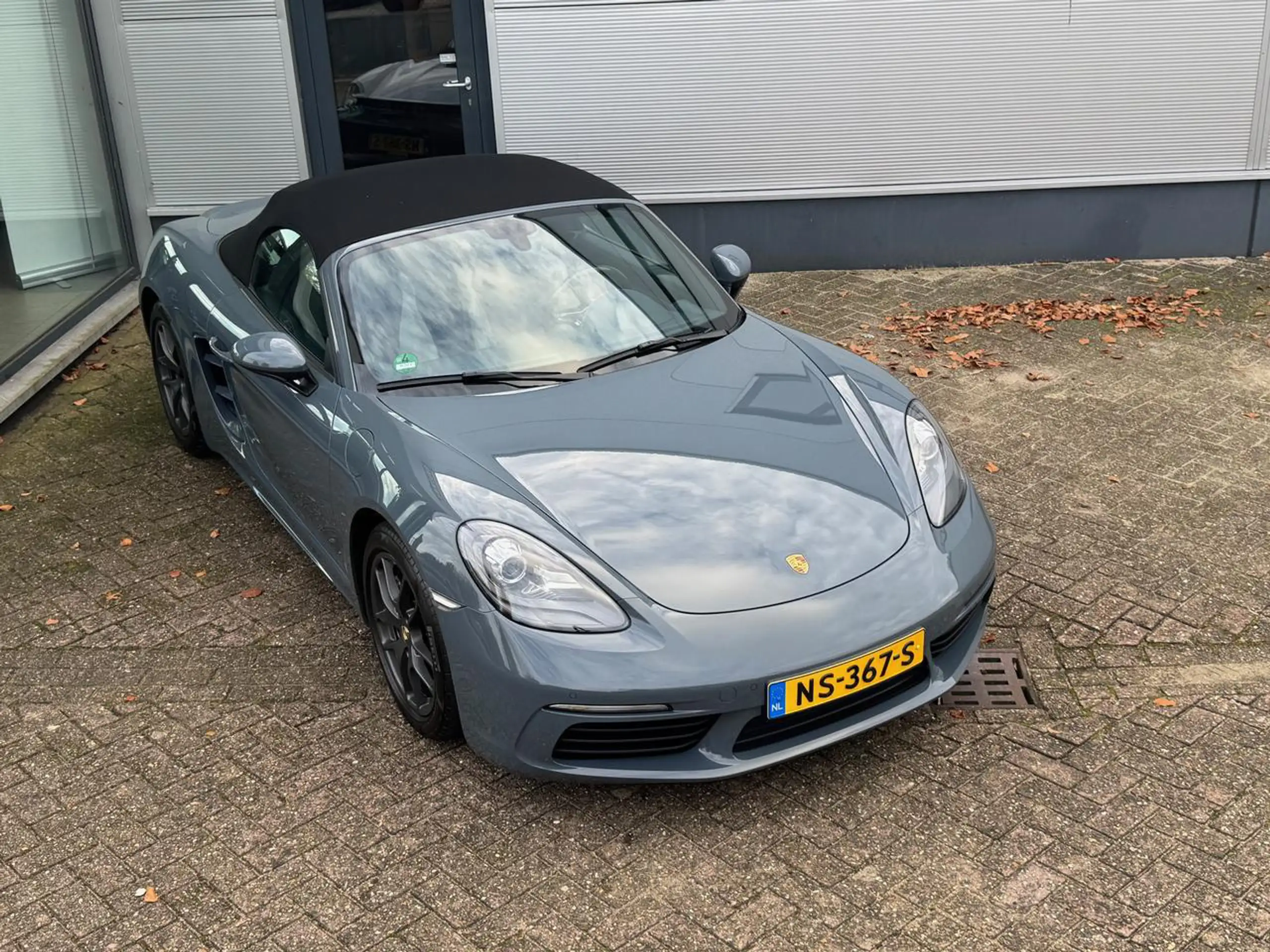 Porsche - Boxster