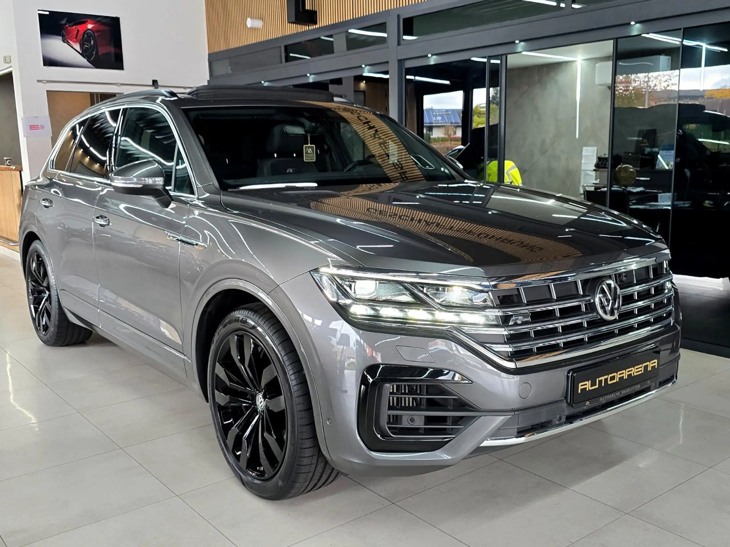 Volkswagen - Touareg