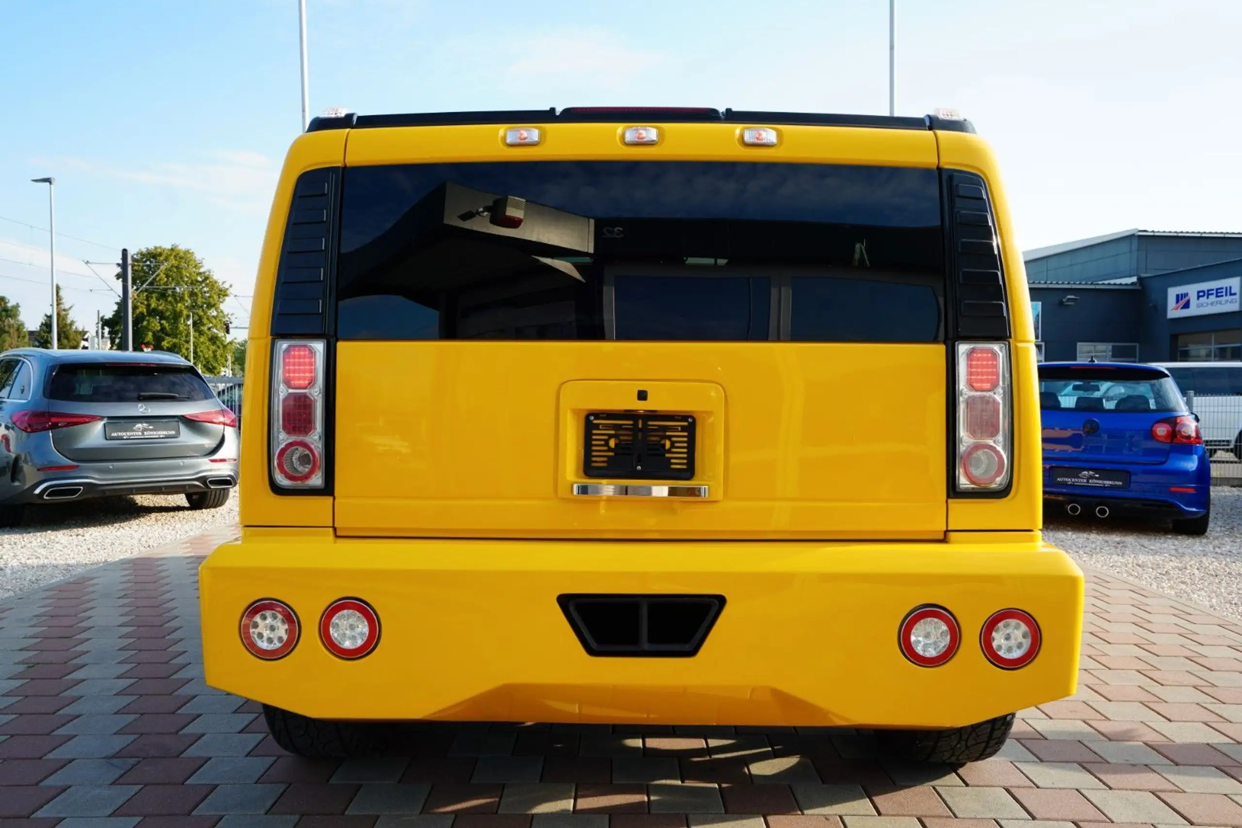 HUMMER - H2