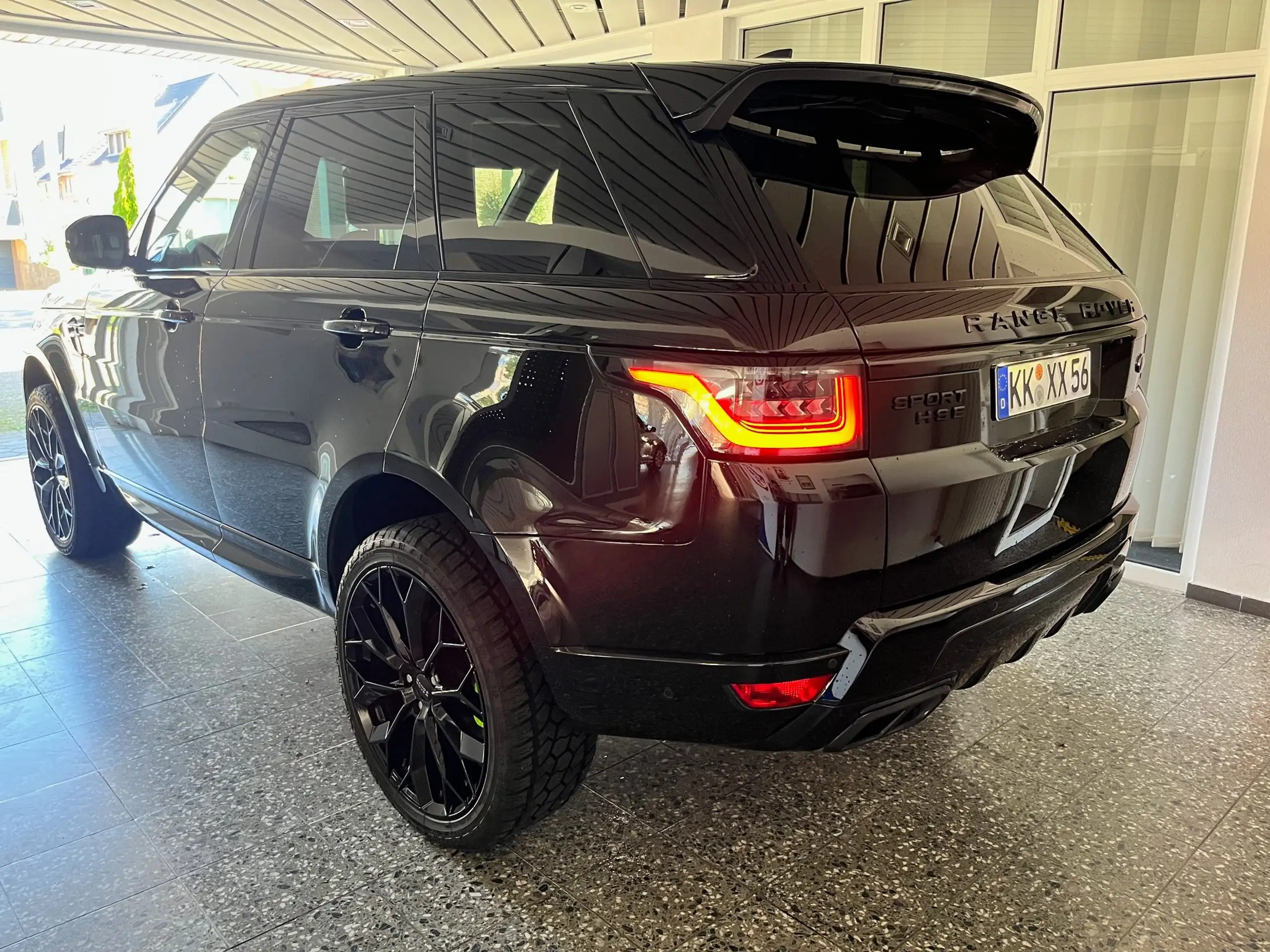 Land Rover - Range Rover Sport