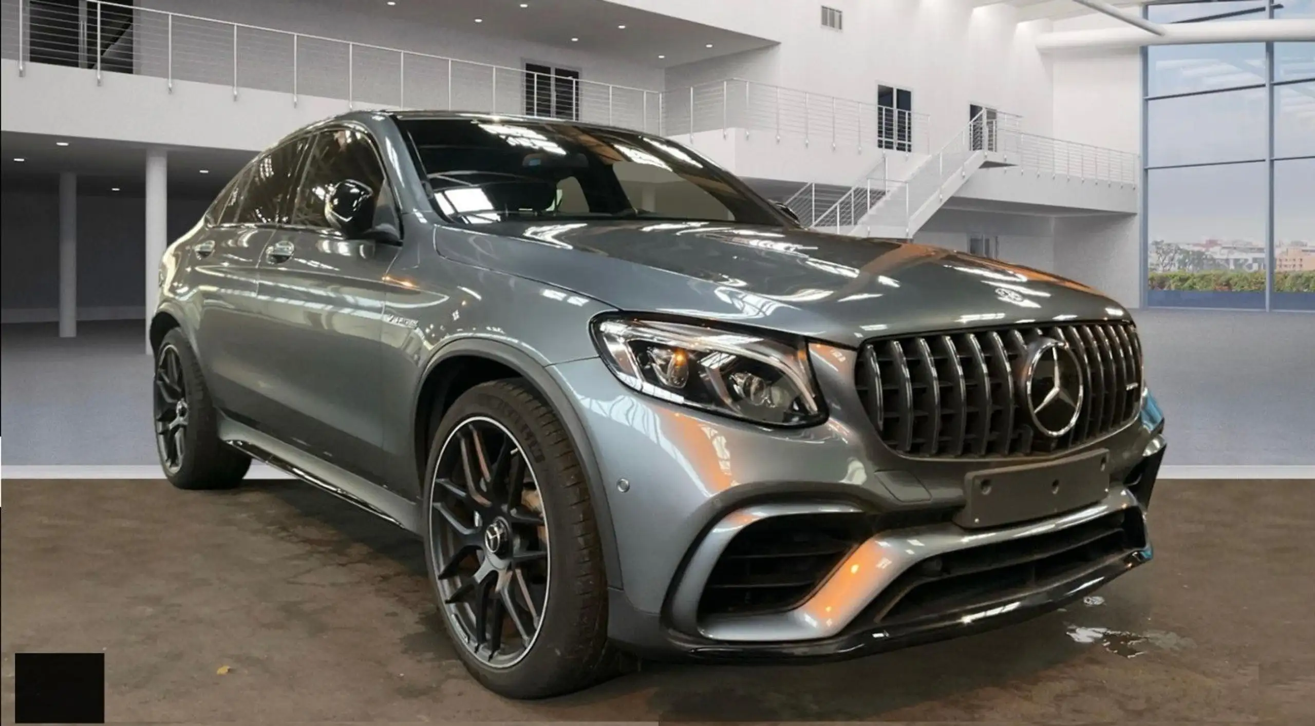 Mercedes-Benz - GLC 63 AMG