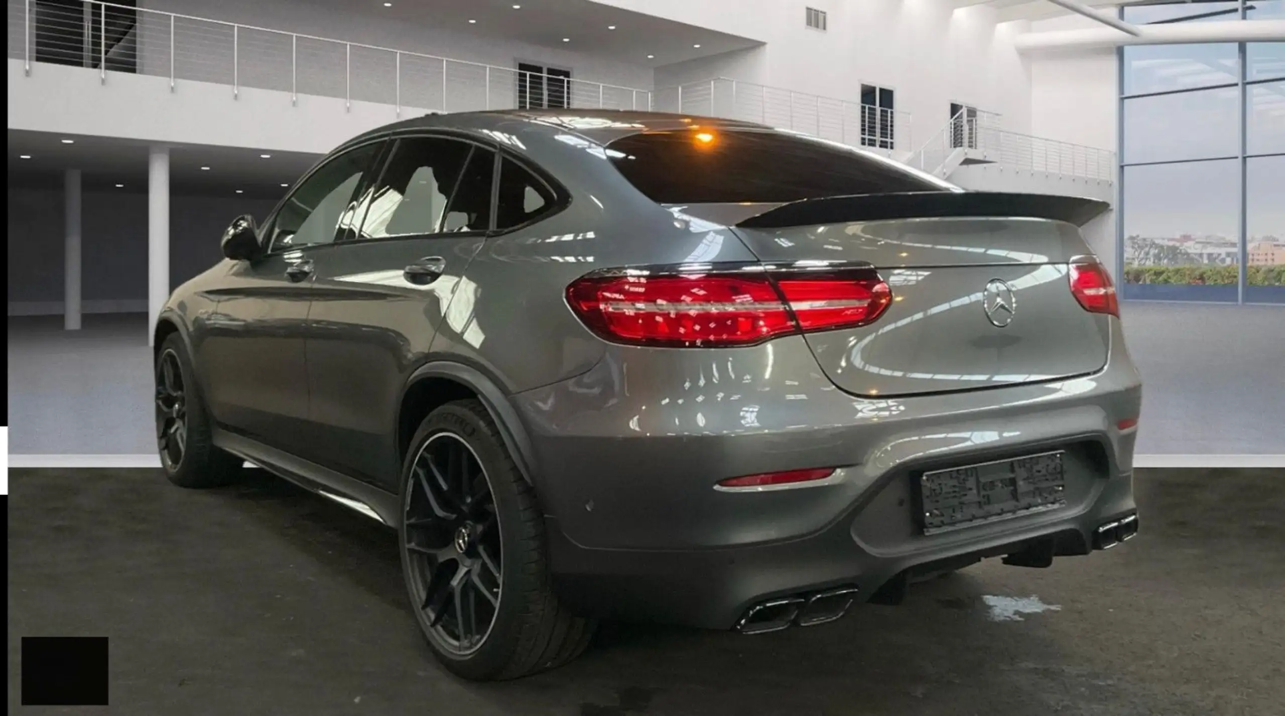 Mercedes-Benz - GLC 63 AMG