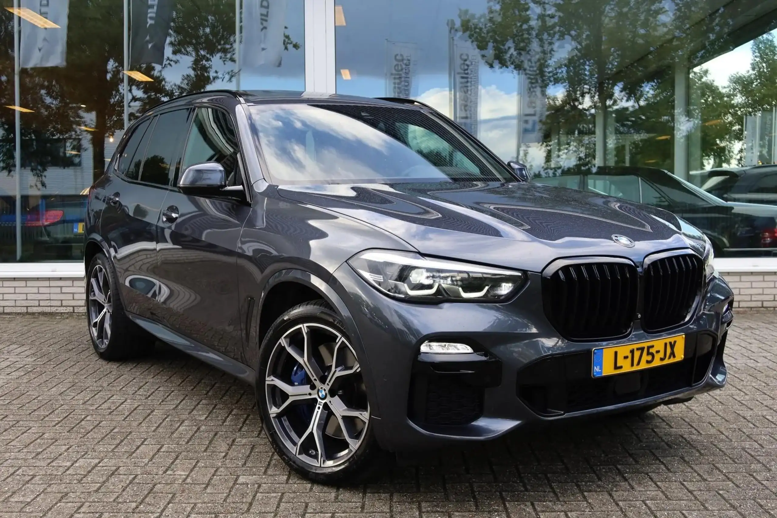 BMW - X5