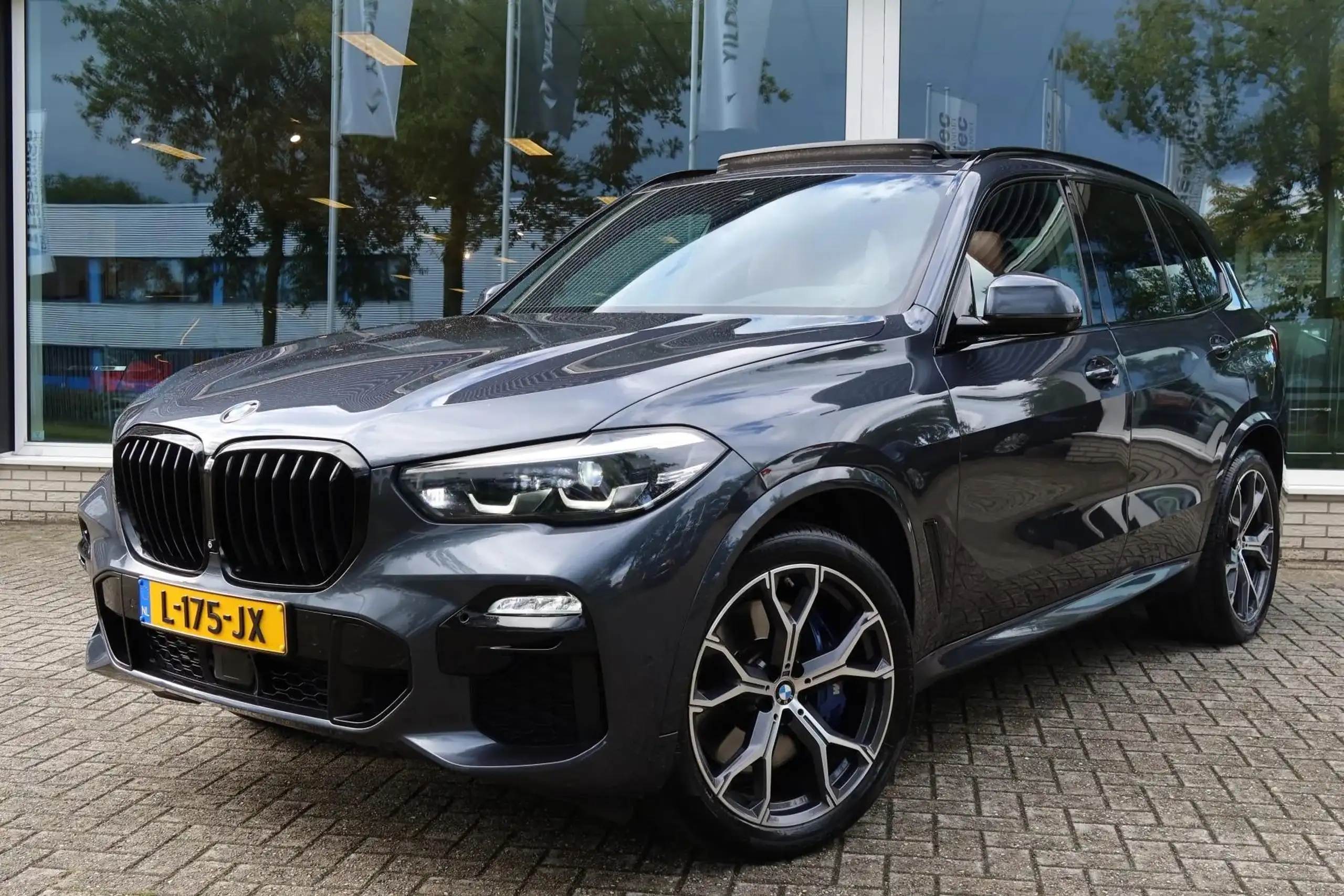 BMW X5 2021