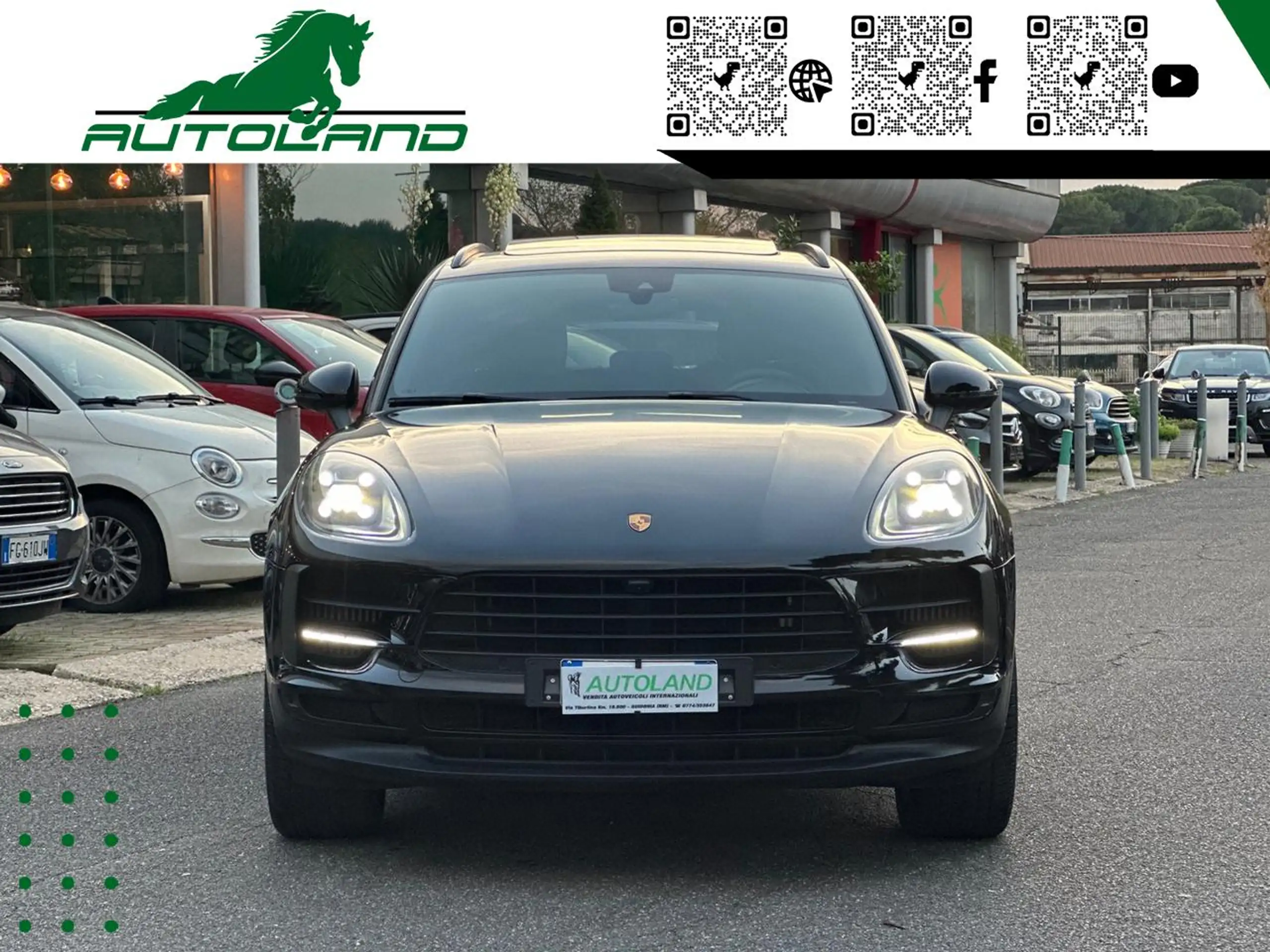 Porsche - Macan