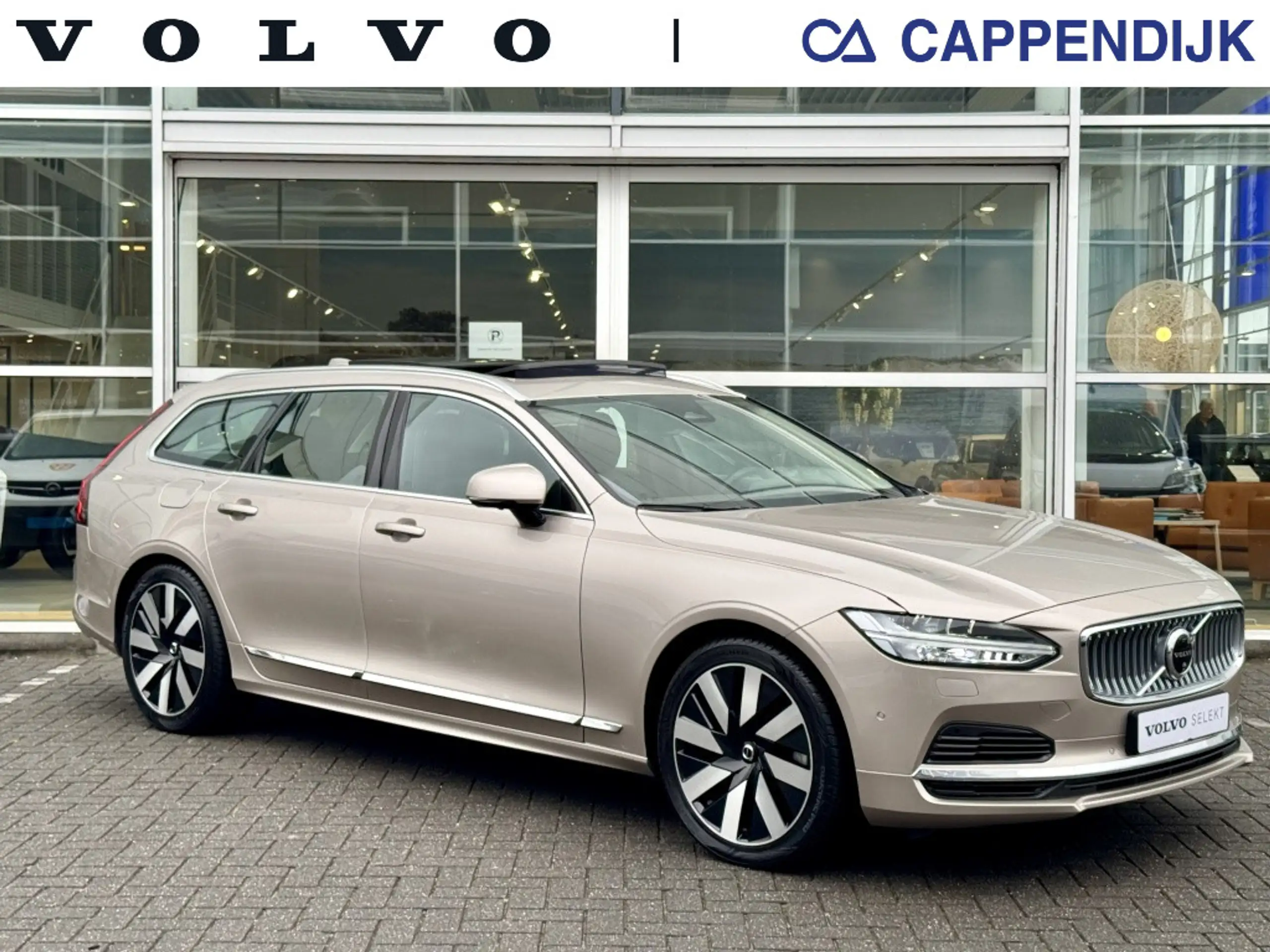 Volvo - V90