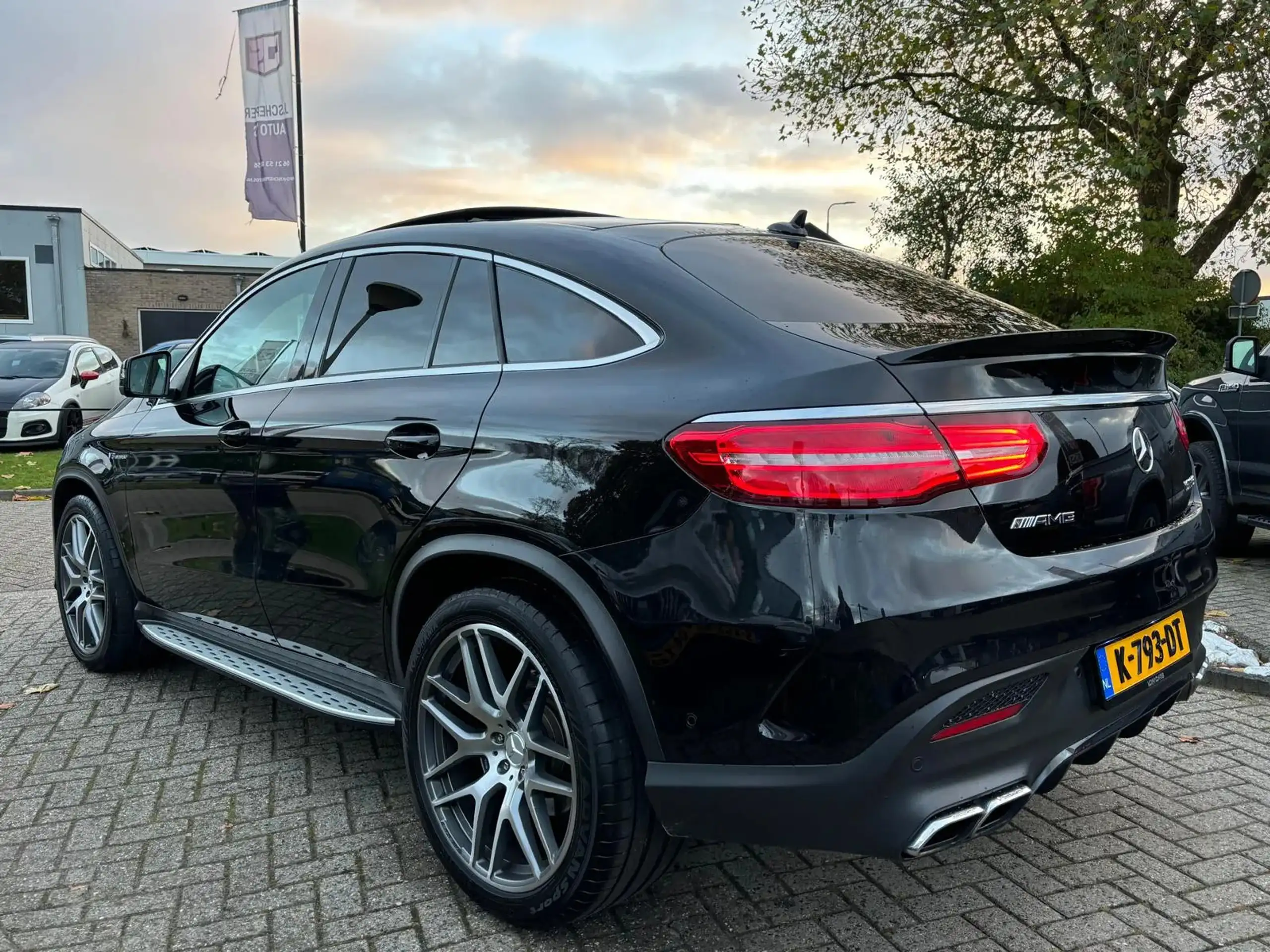 Mercedes-Benz - GLE 63 AMG