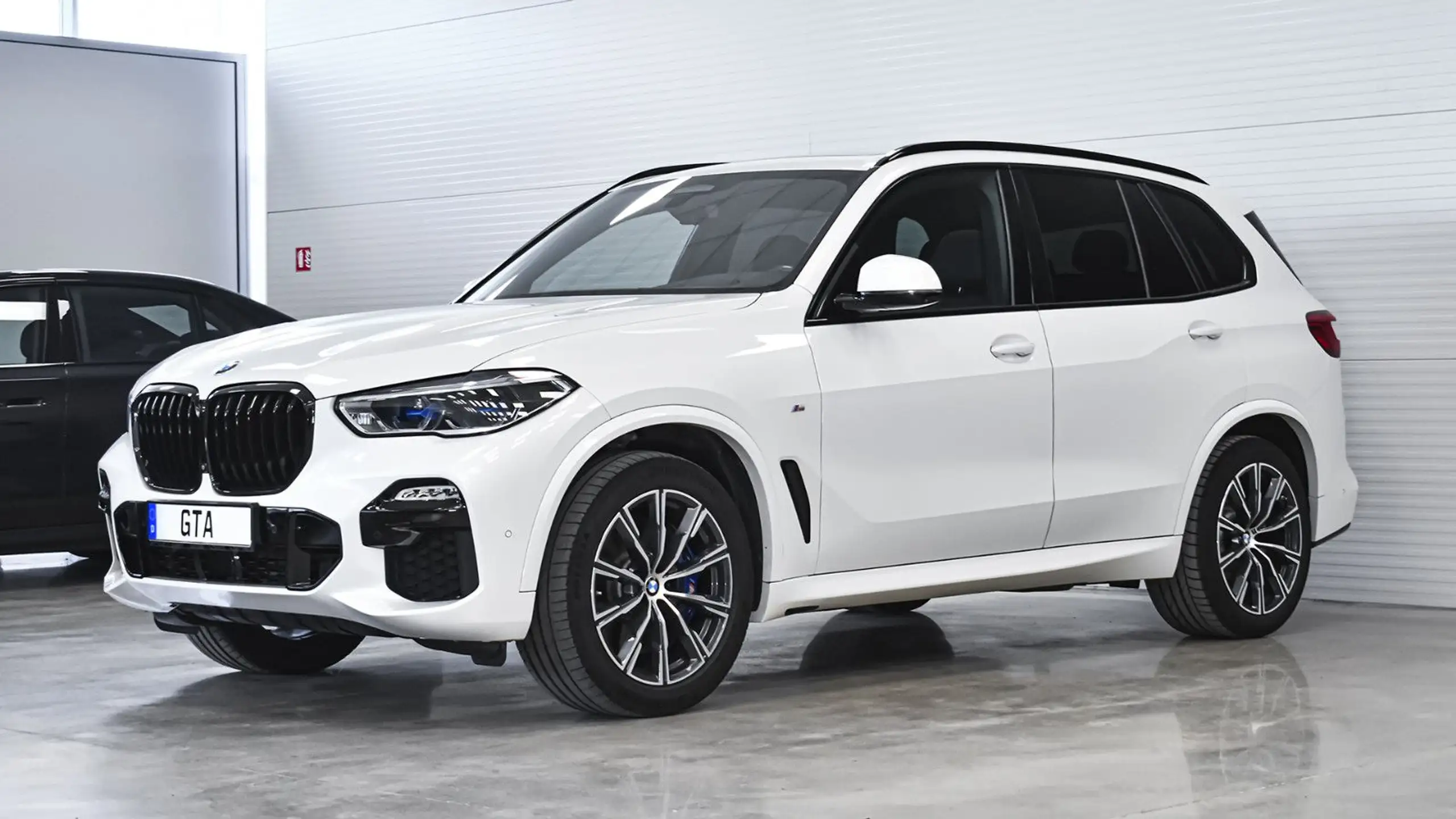 BMW - X5