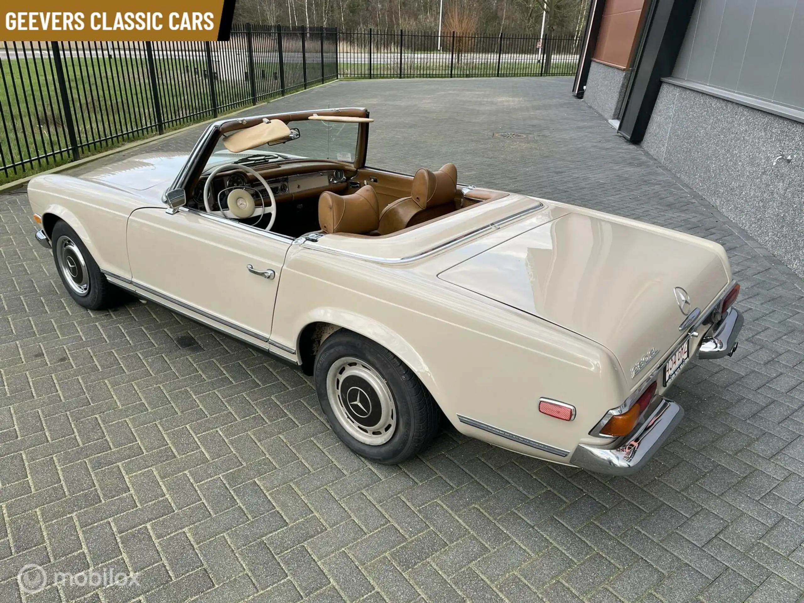 Mercedes-Benz - SL 280