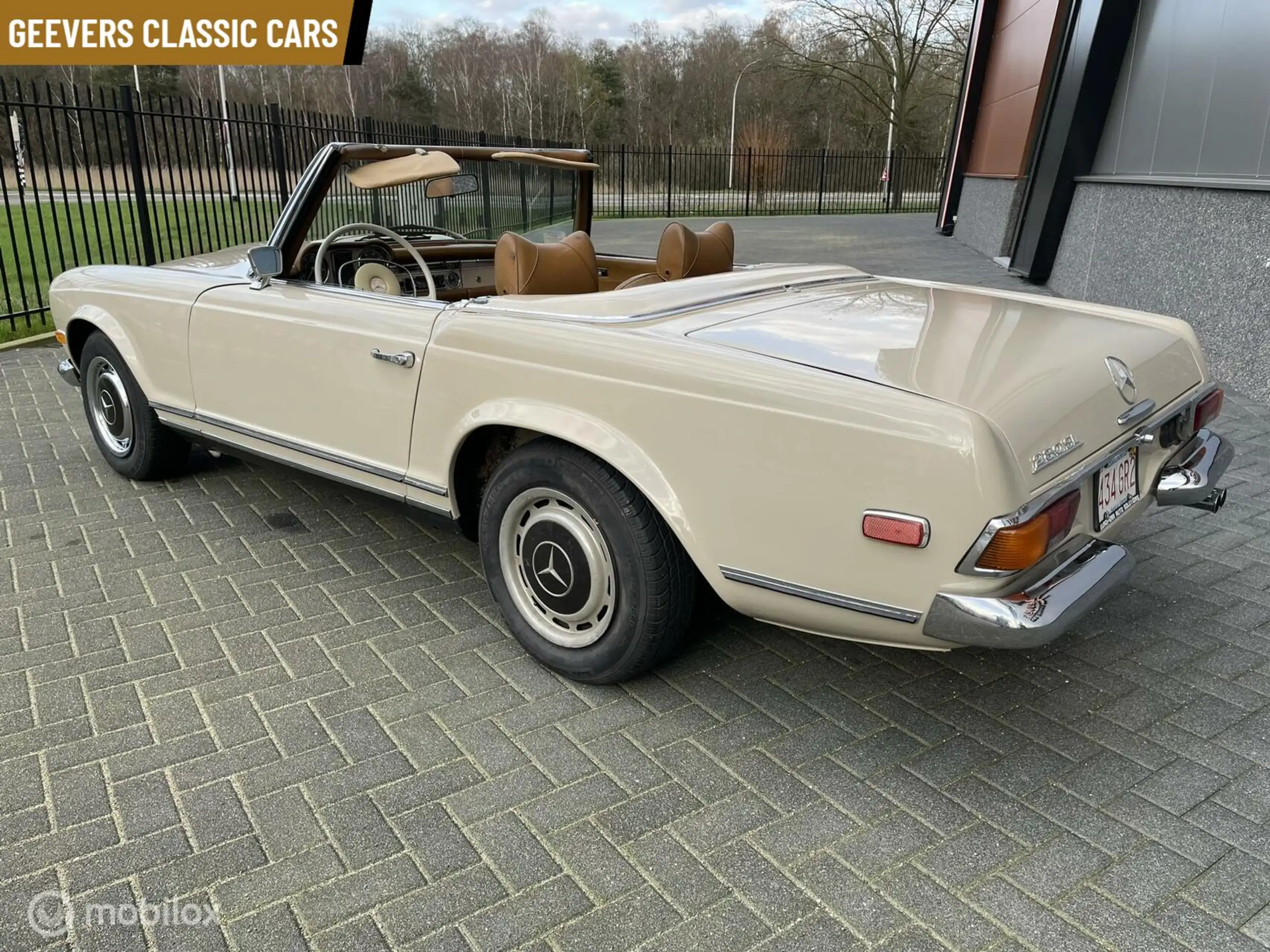 Mercedes-Benz - SL 280