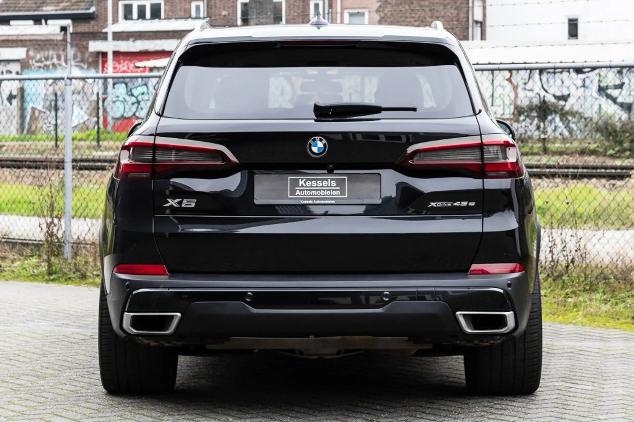 BMW - X5