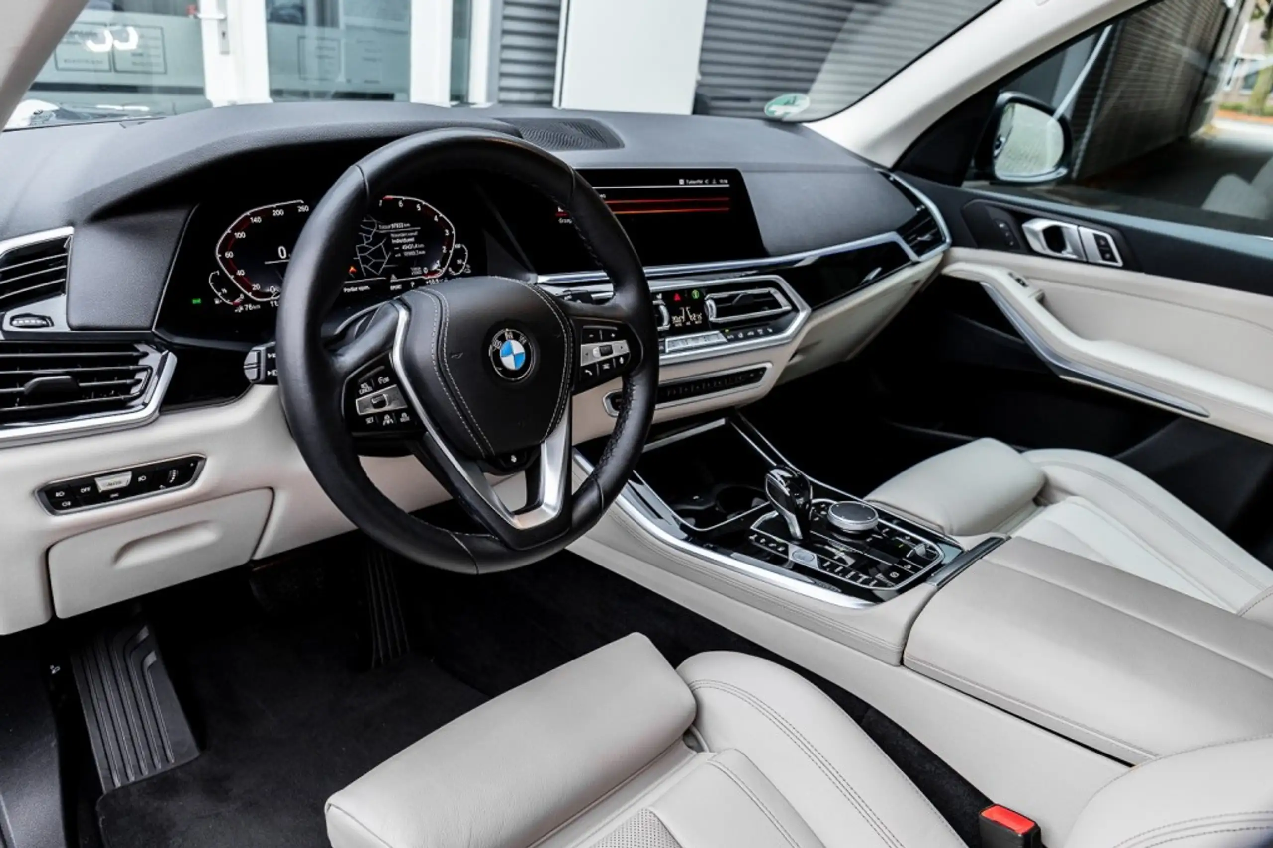 BMW - X5