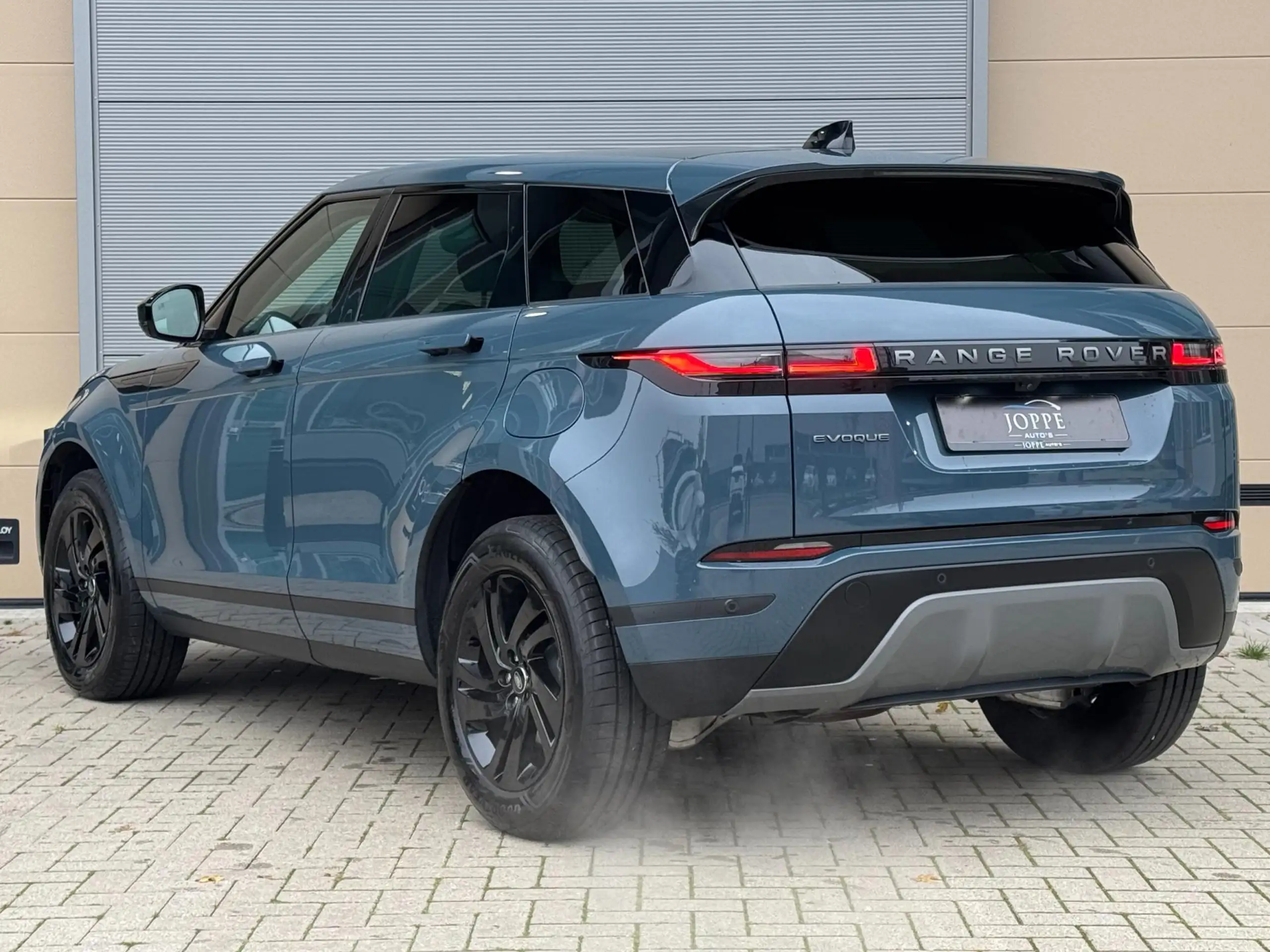 Land Rover - Range Rover Evoque