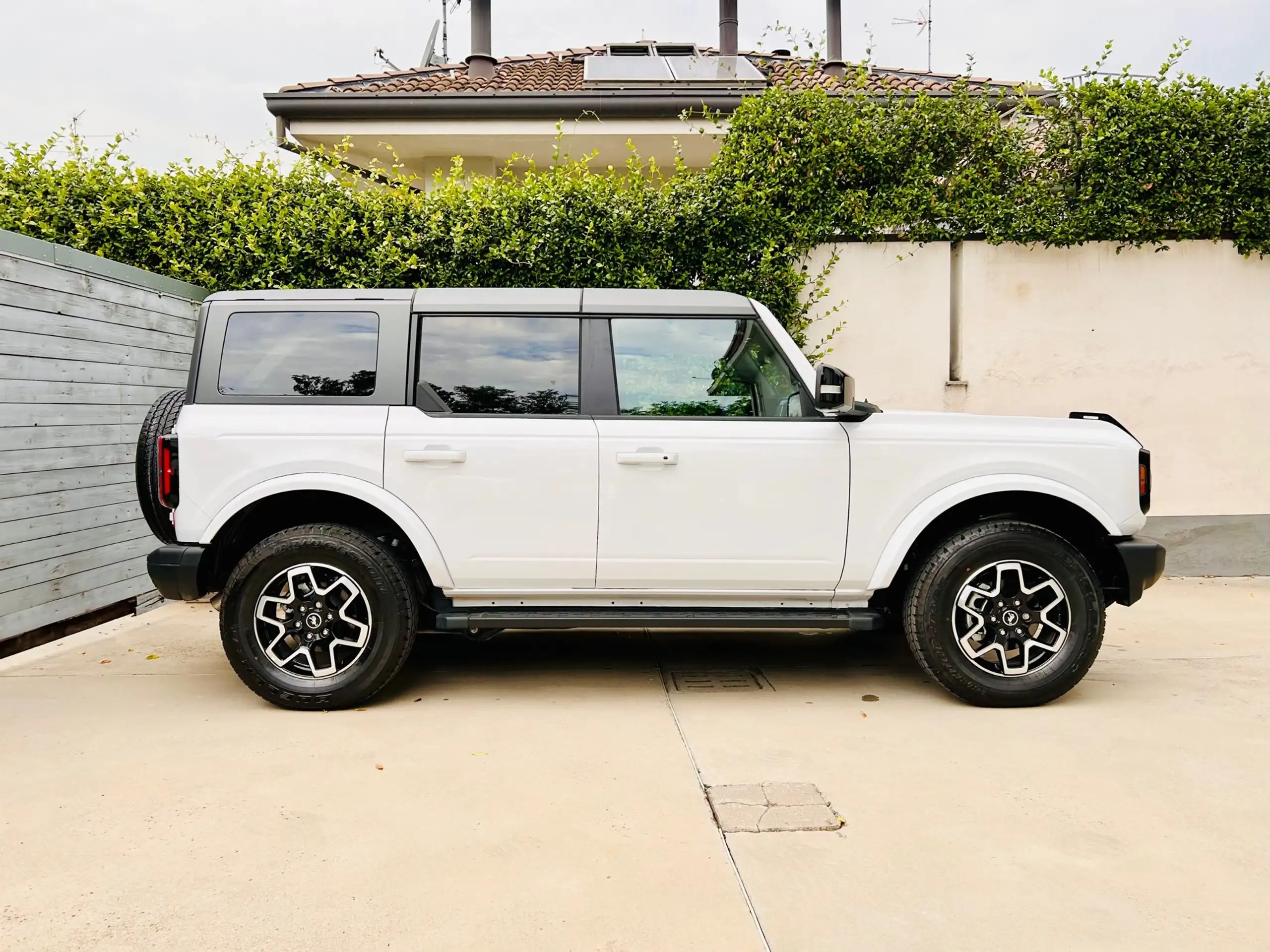 Ford - Bronco