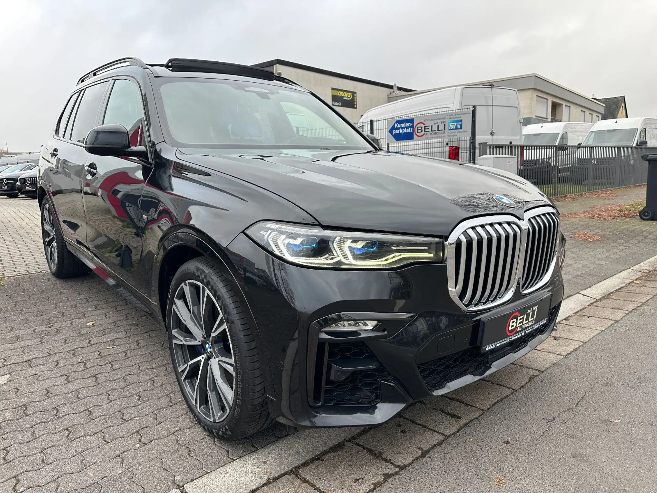 BMW - X7