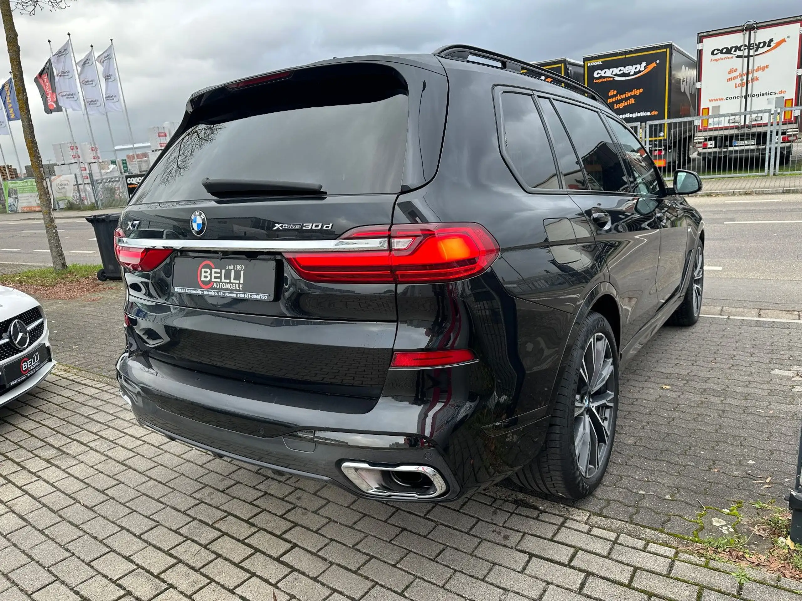 BMW - X7