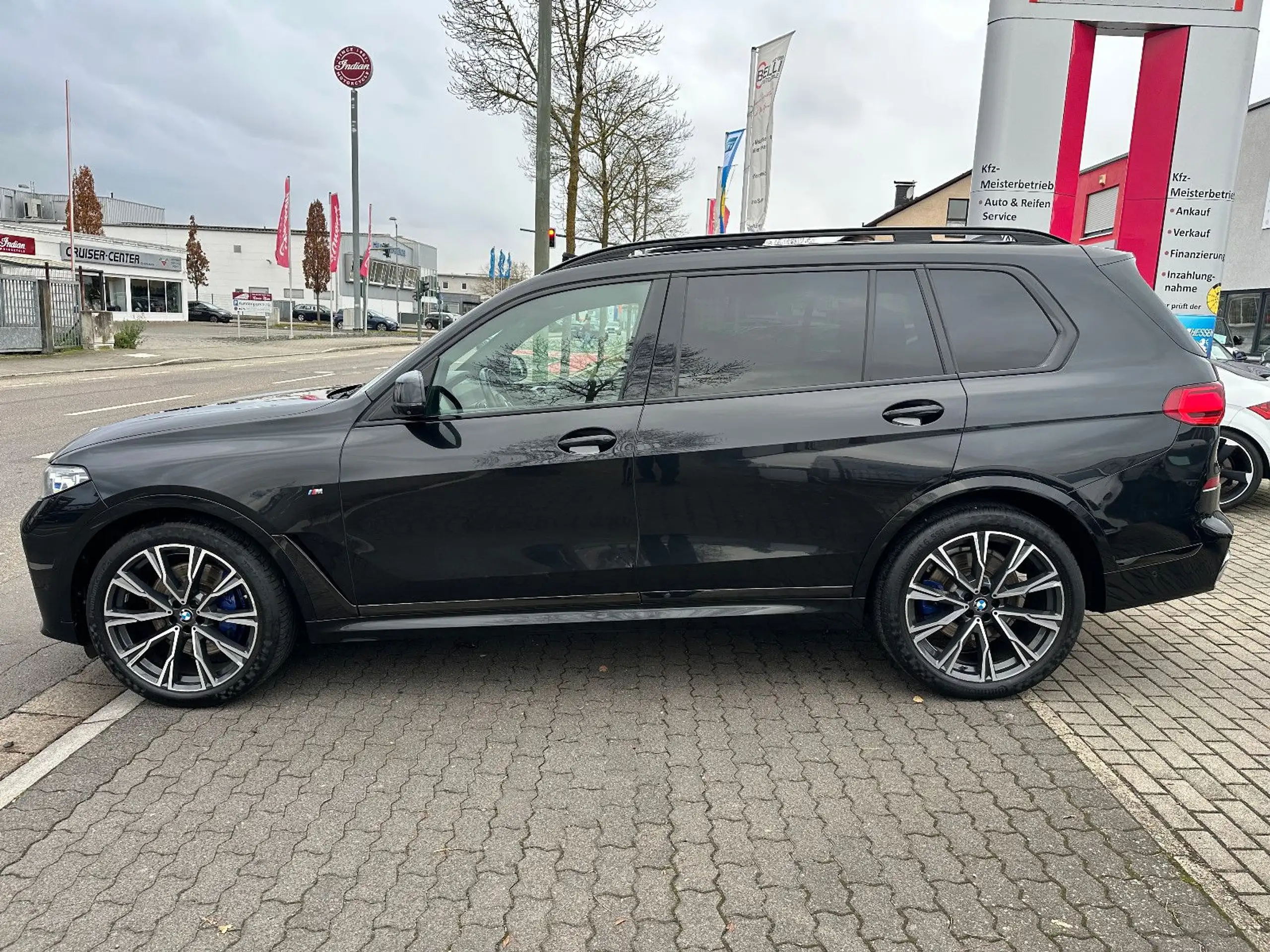 BMW - X7