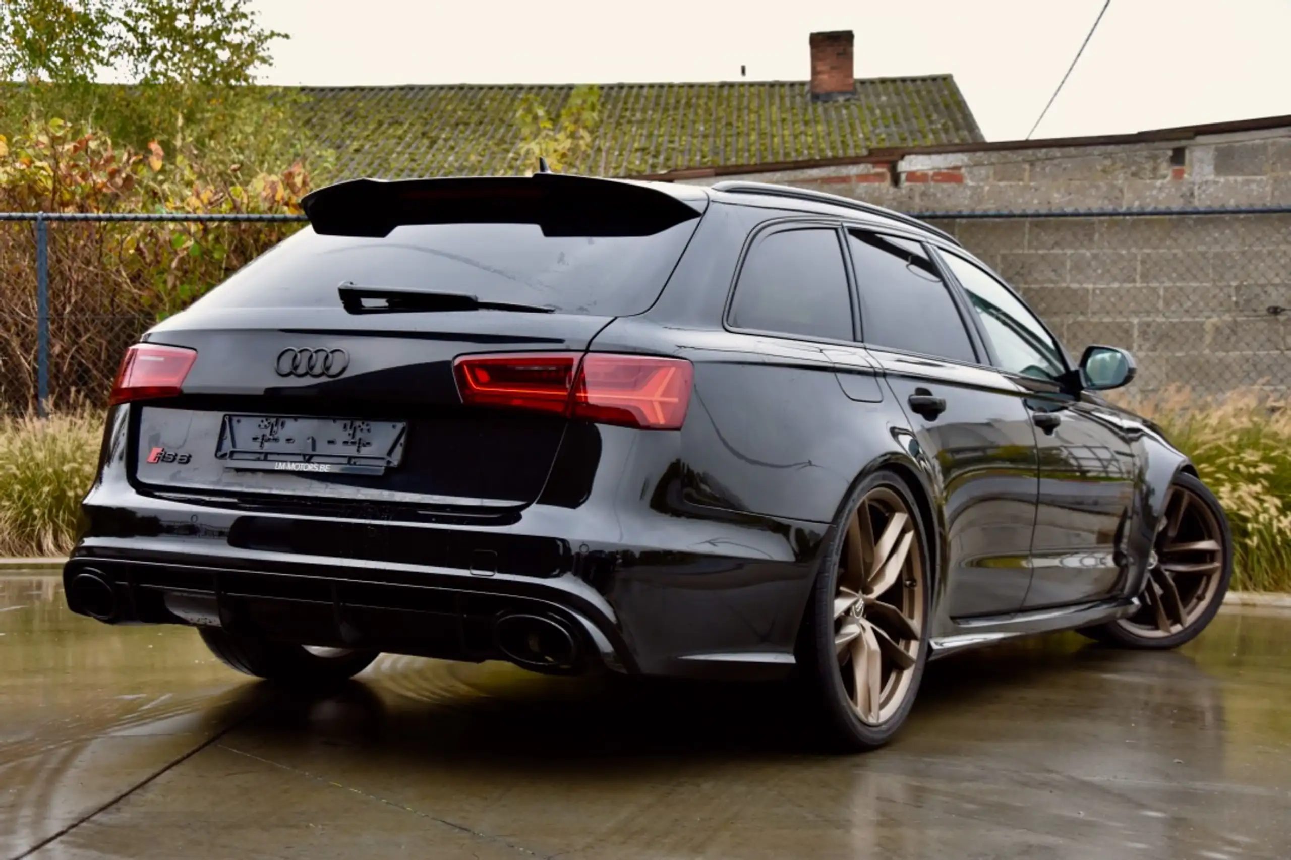 Audi - RS6