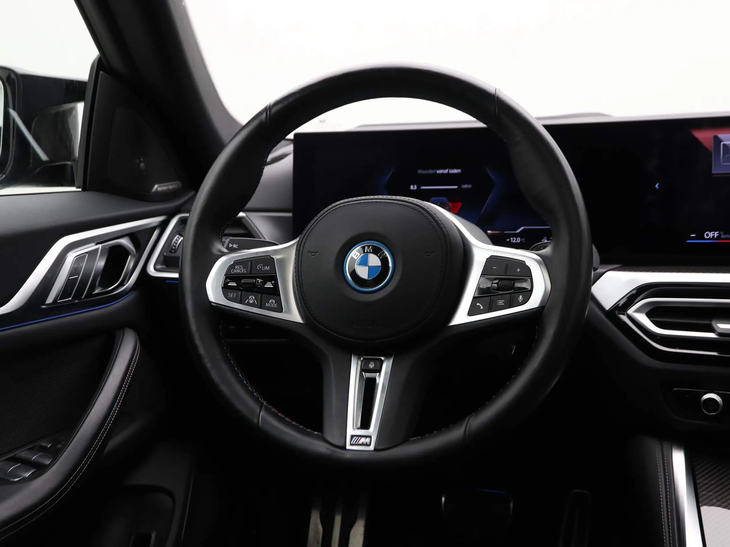 BMW - i4