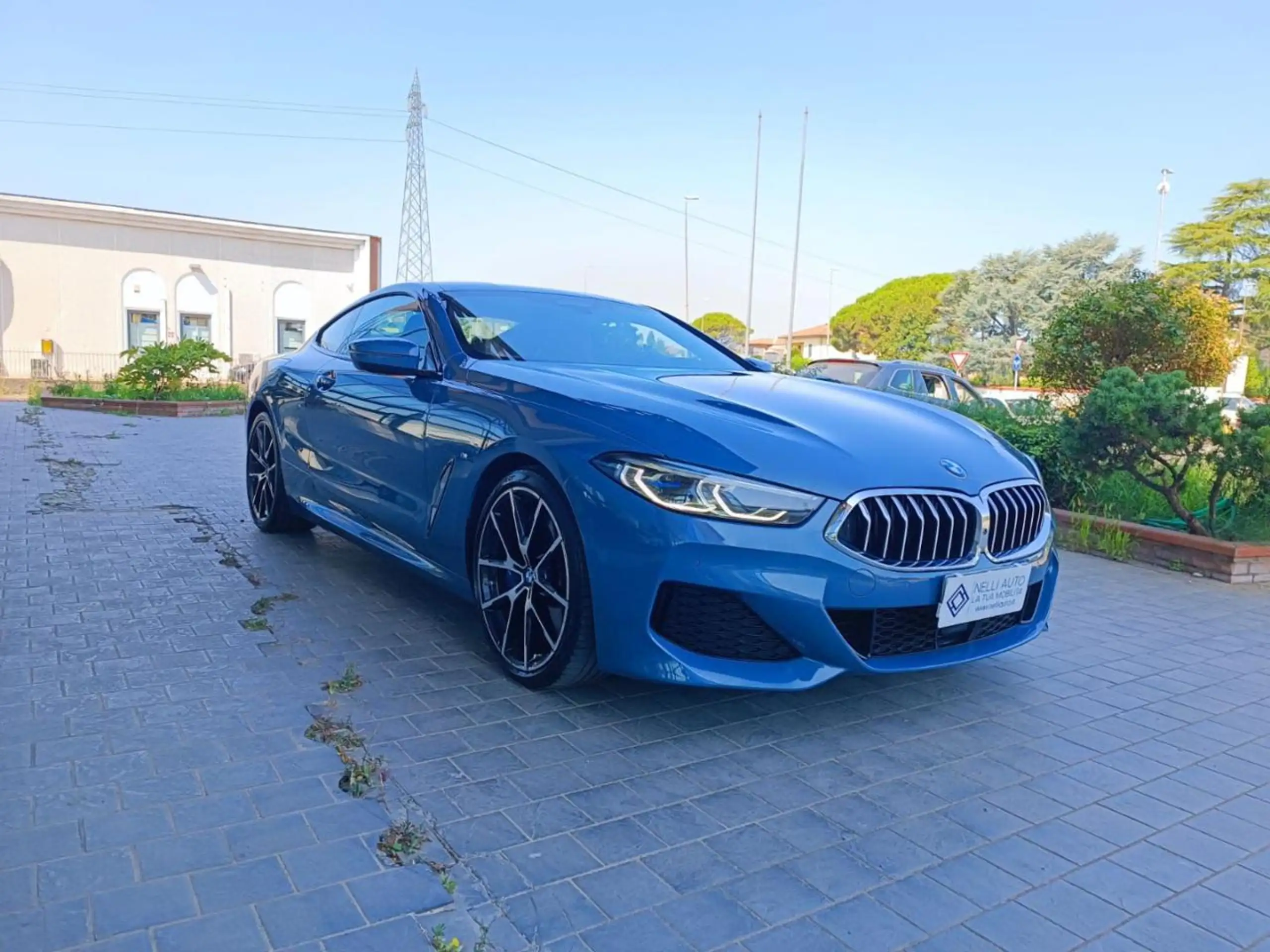 BMW - 840