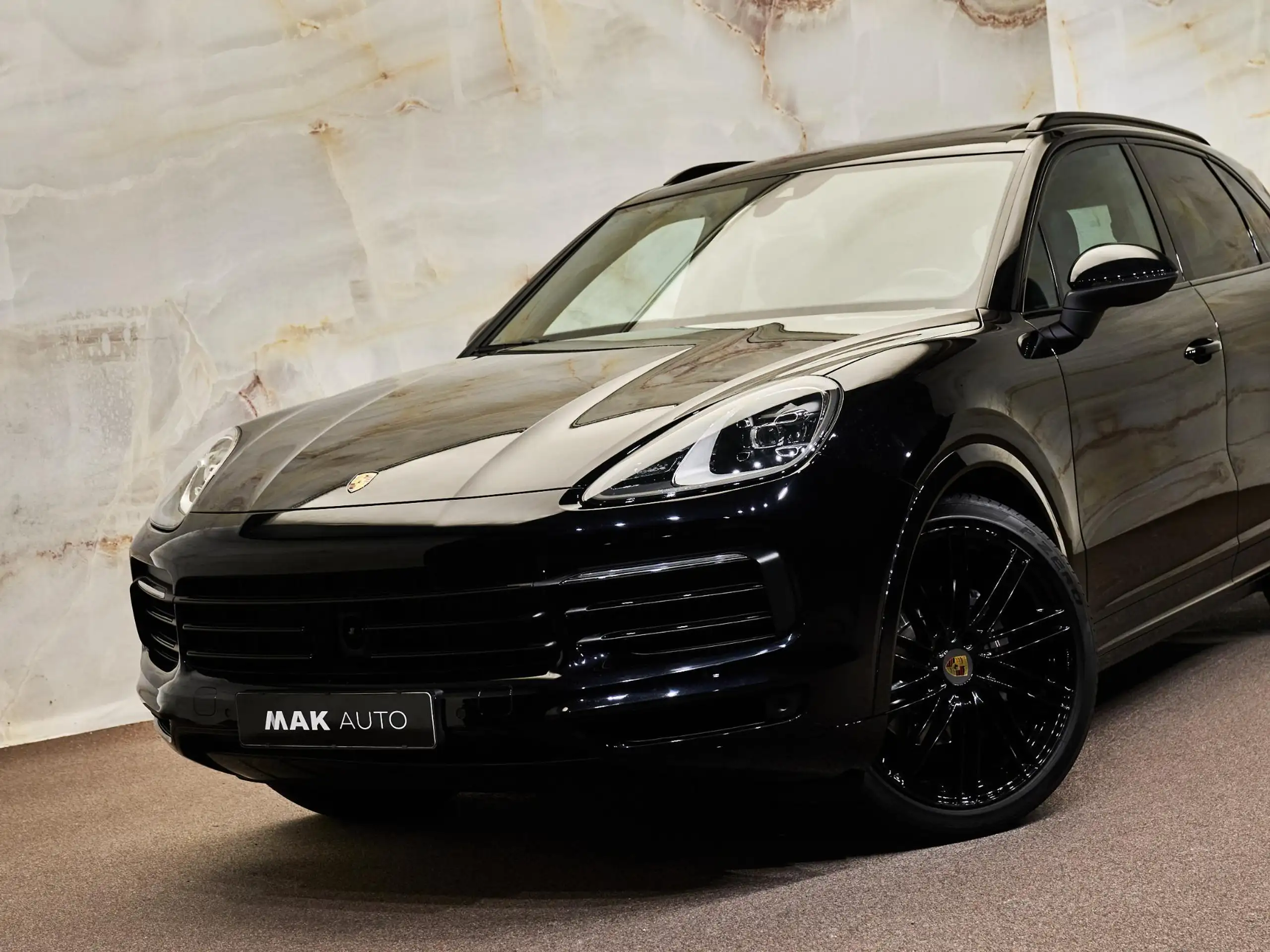 Porsche - Cayenne