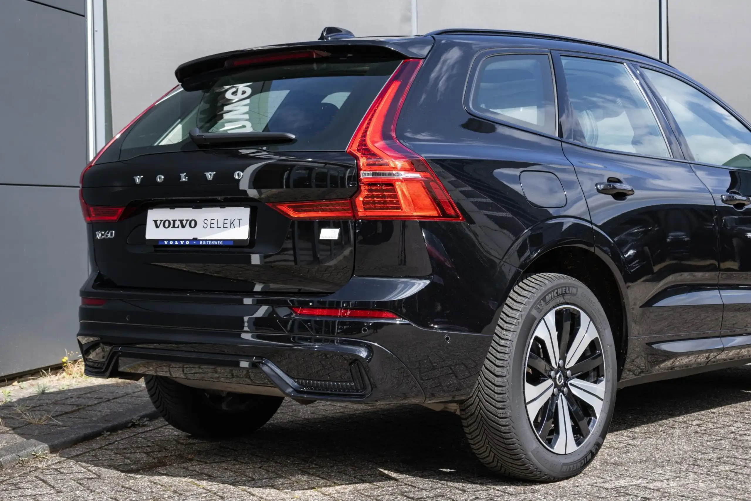 Volvo - XC60