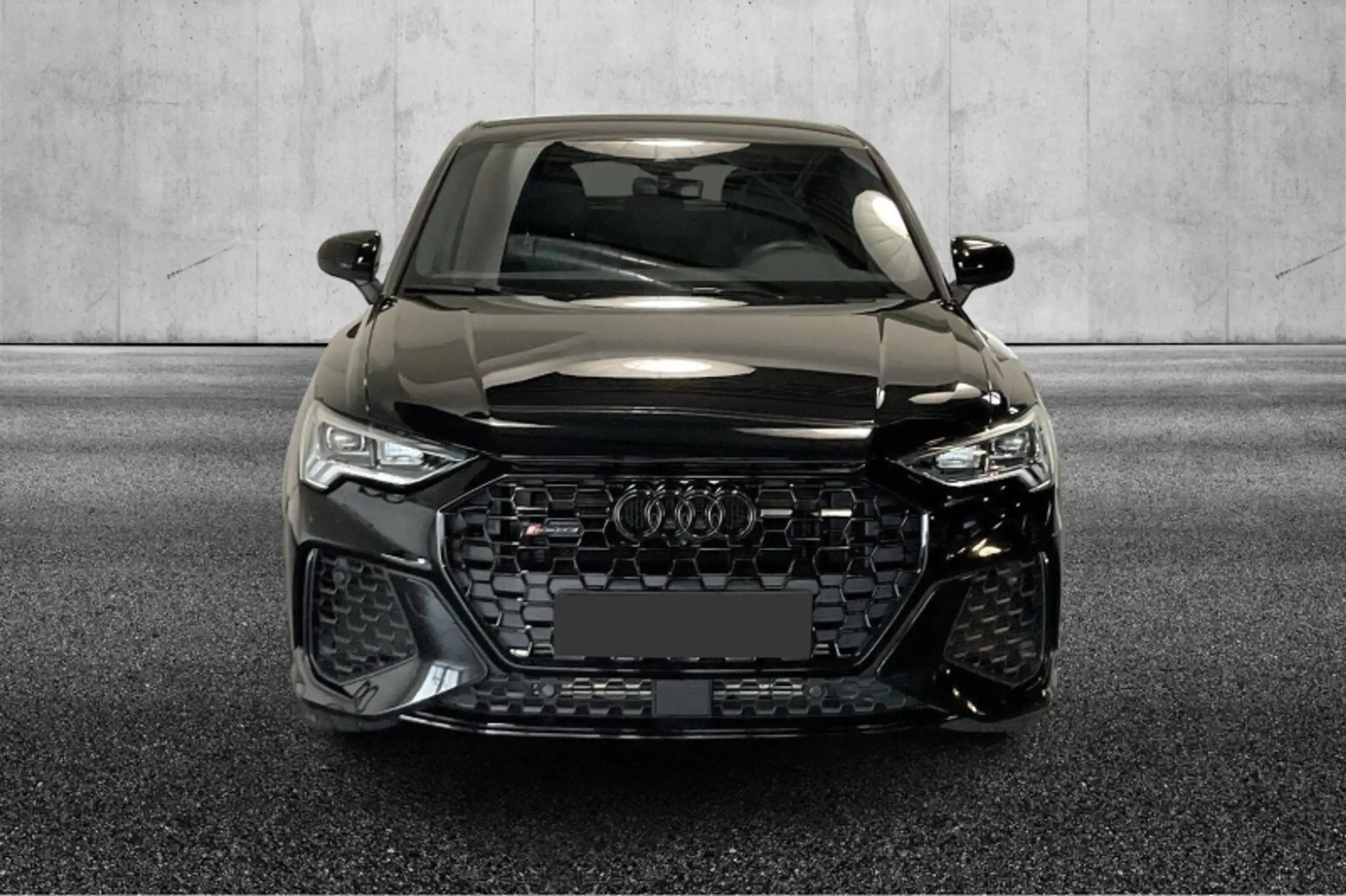 Audi - RS Q3