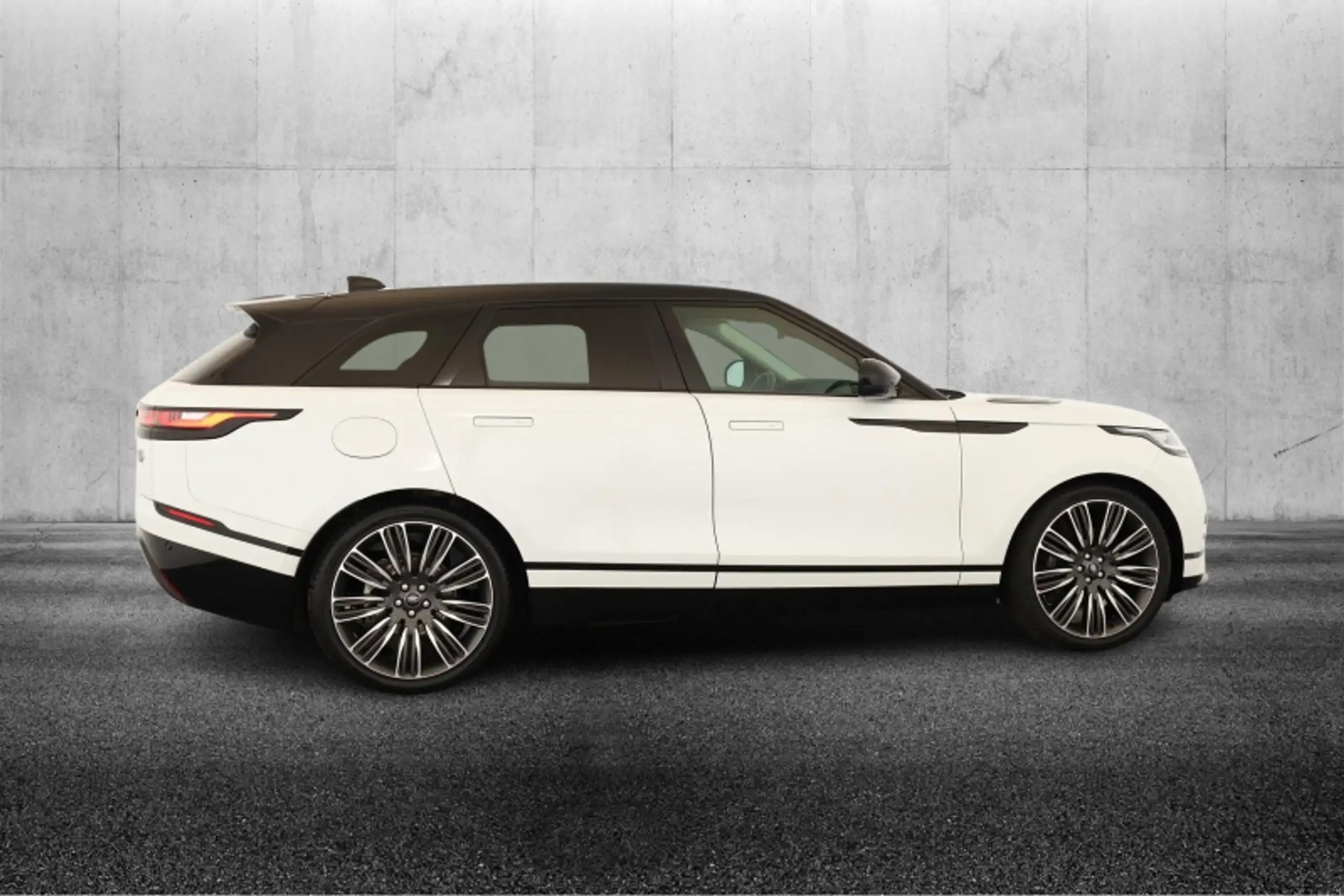 Land Rover - Range Rover Velar