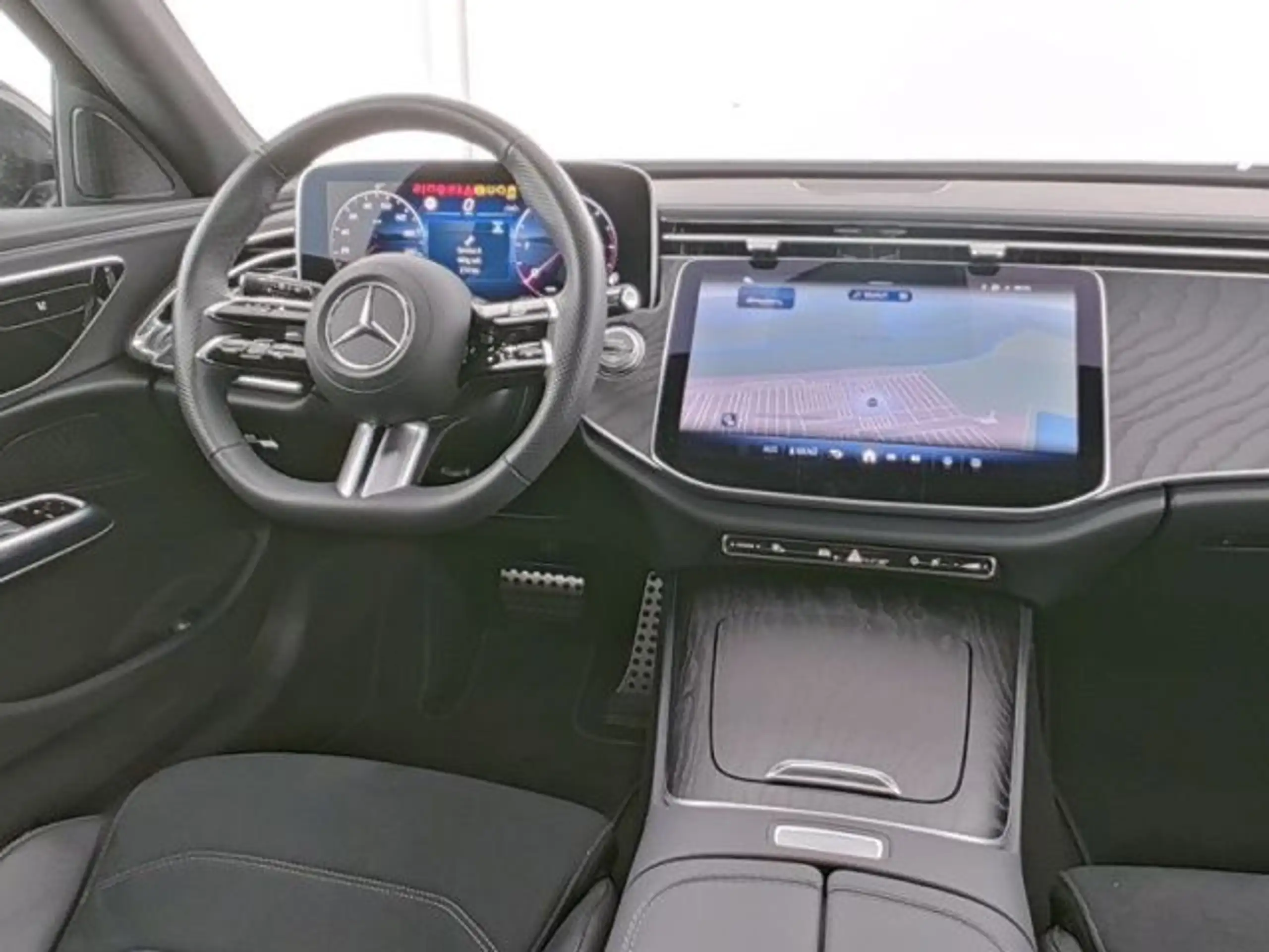 Mercedes-Benz - E 220