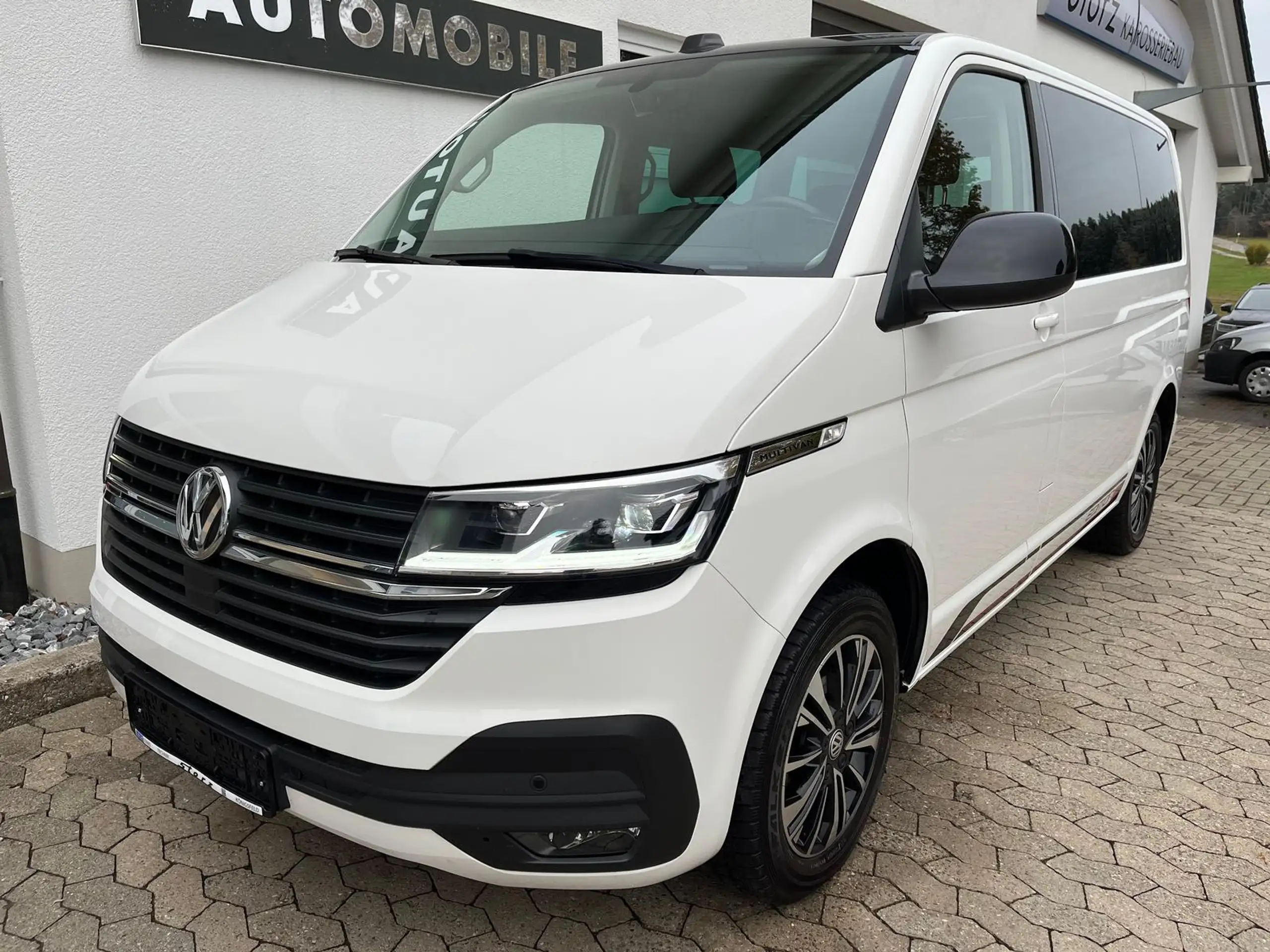 Volkswagen - T6.1 Multivan