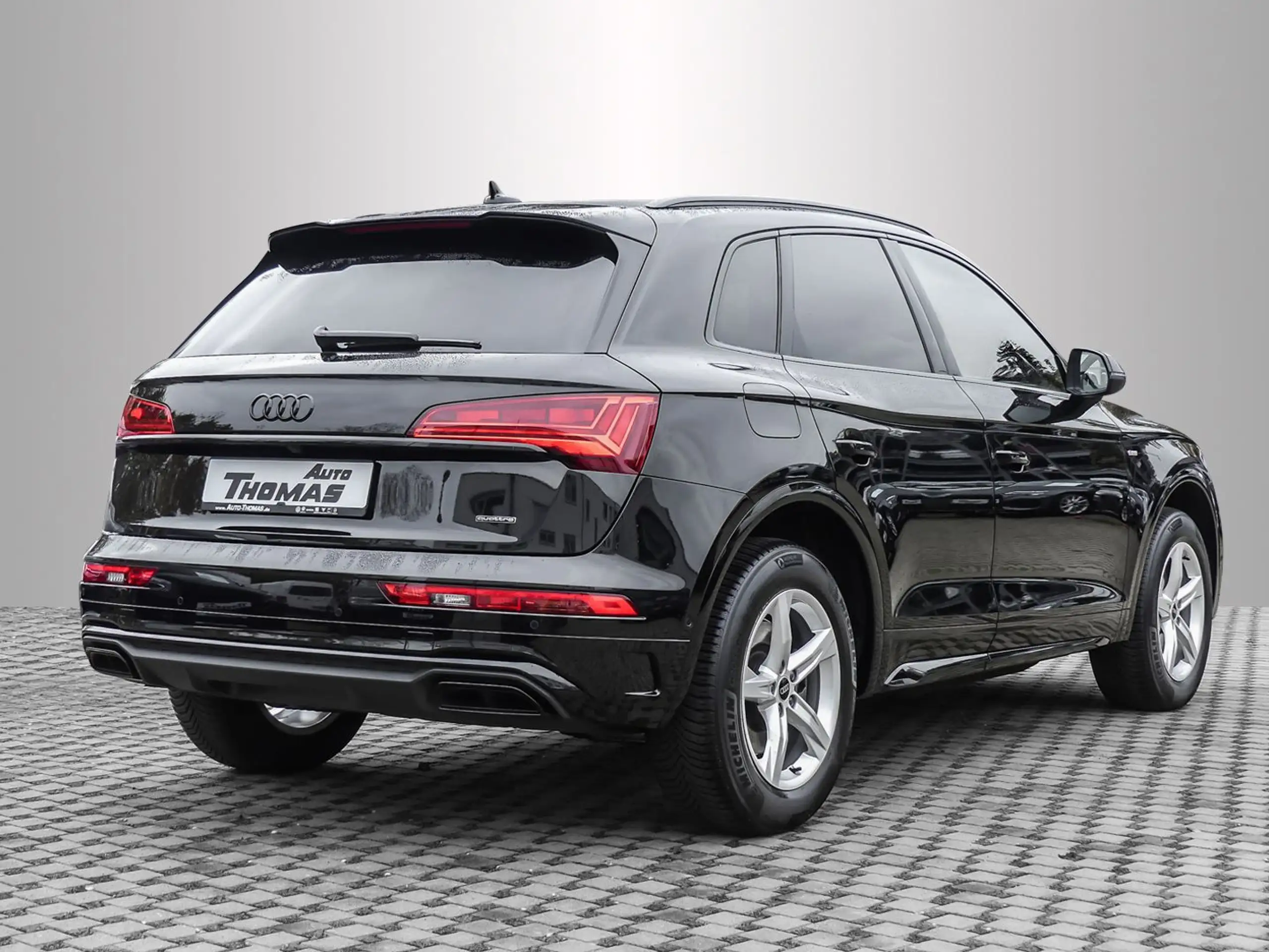 Audi - Q5