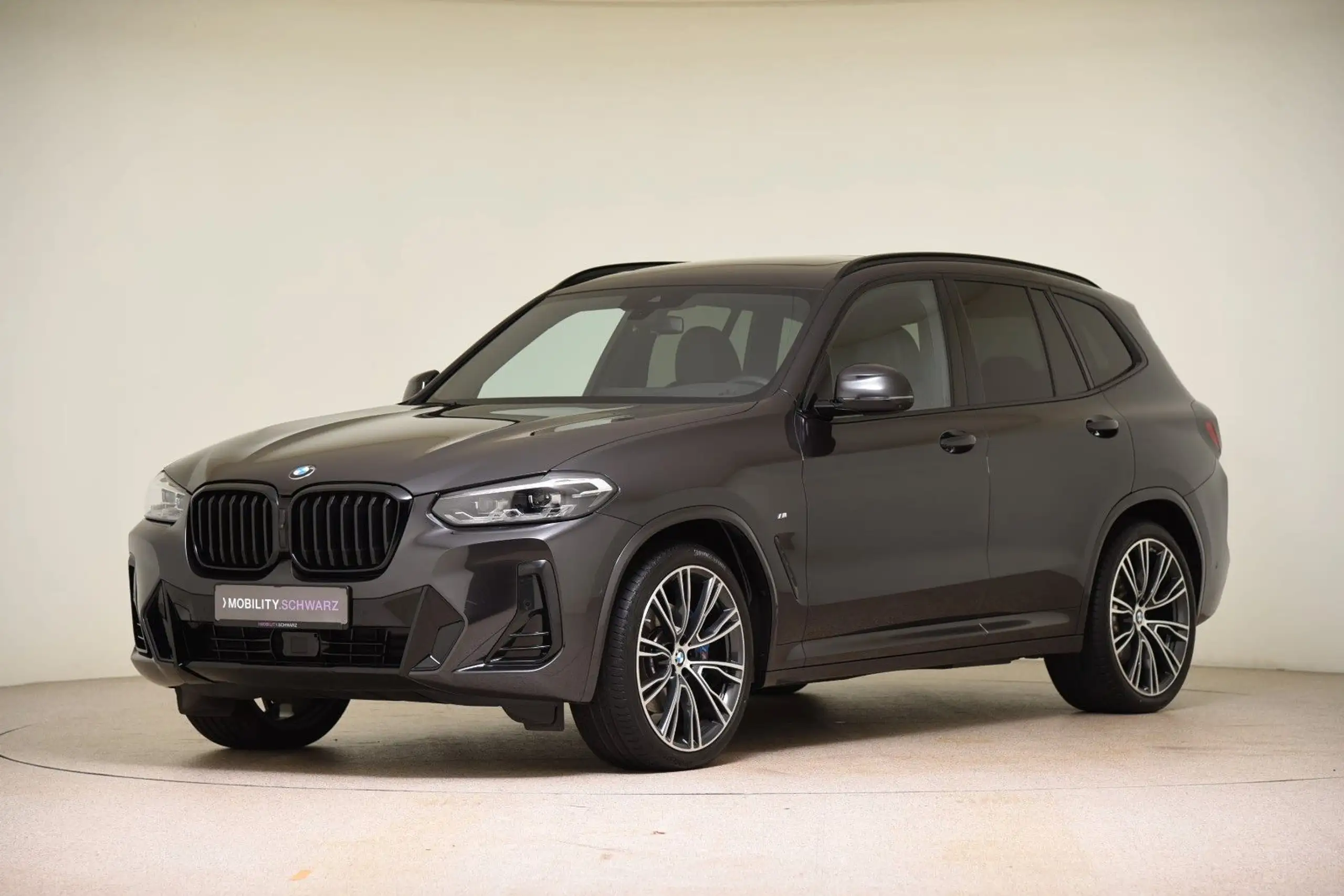 BMW - X3