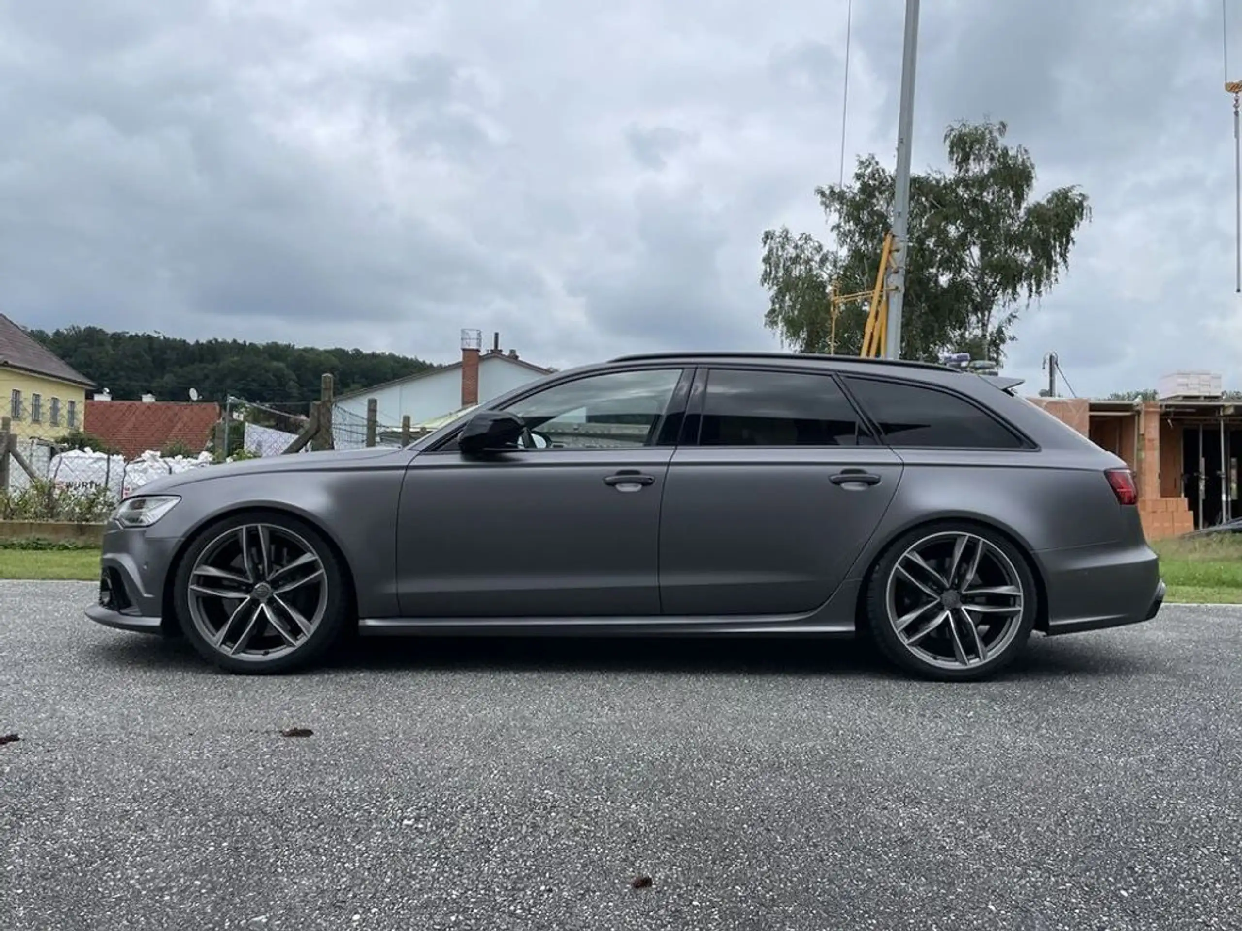 Audi - RS6