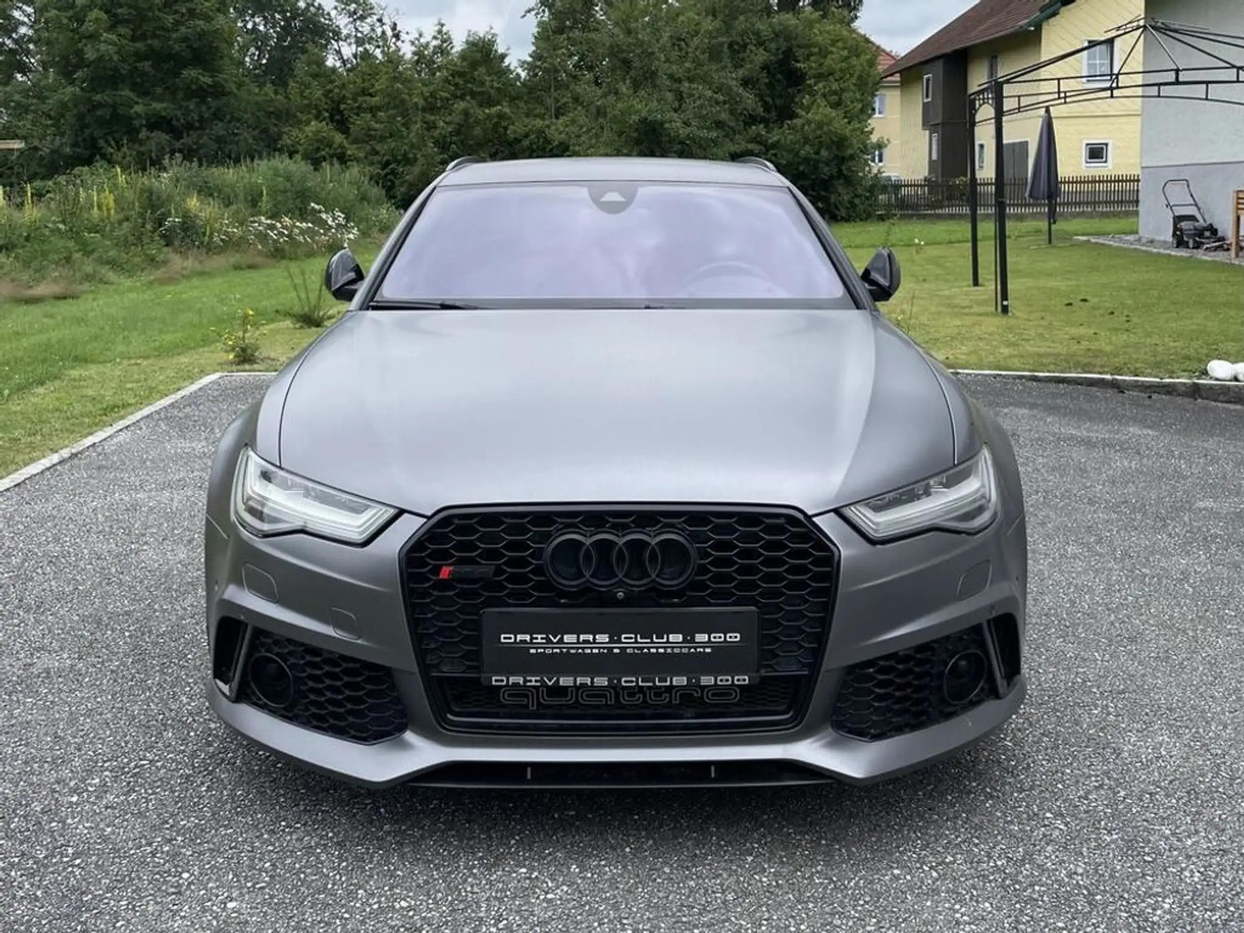 Audi - RS6