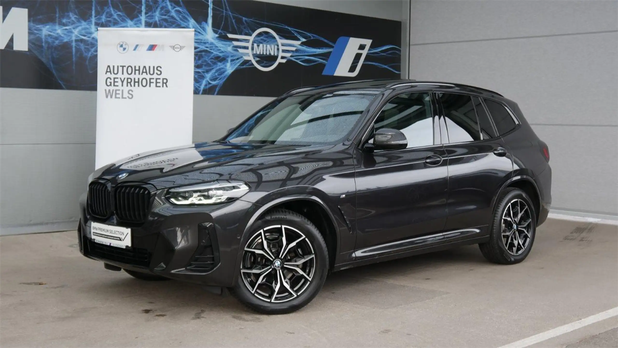 BMW - X3