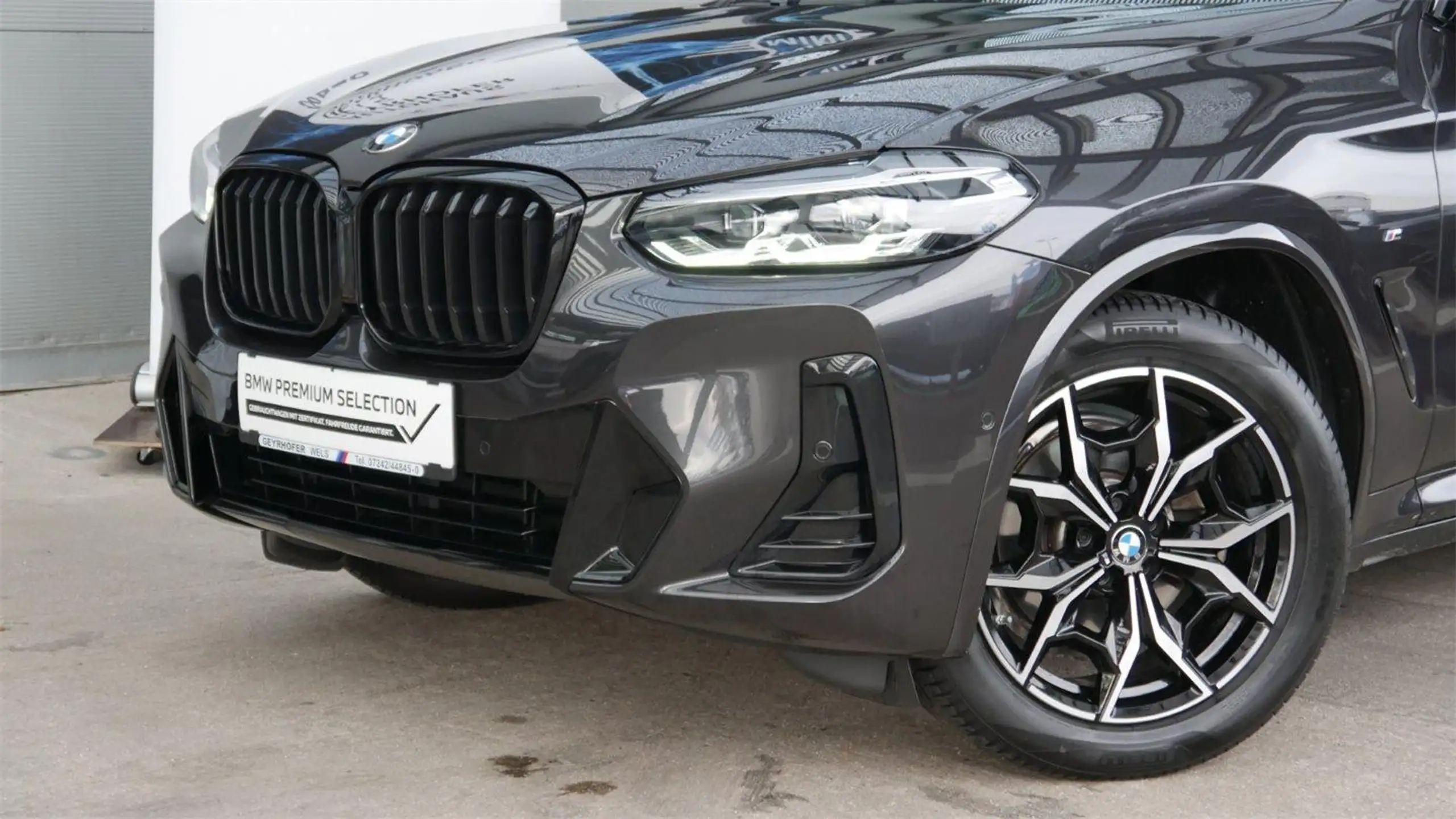 BMW - X3