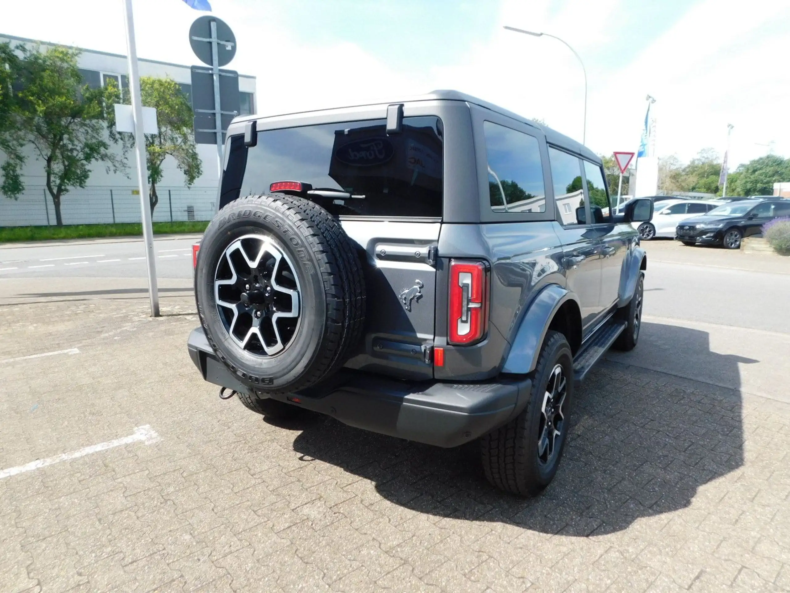 Ford - Bronco