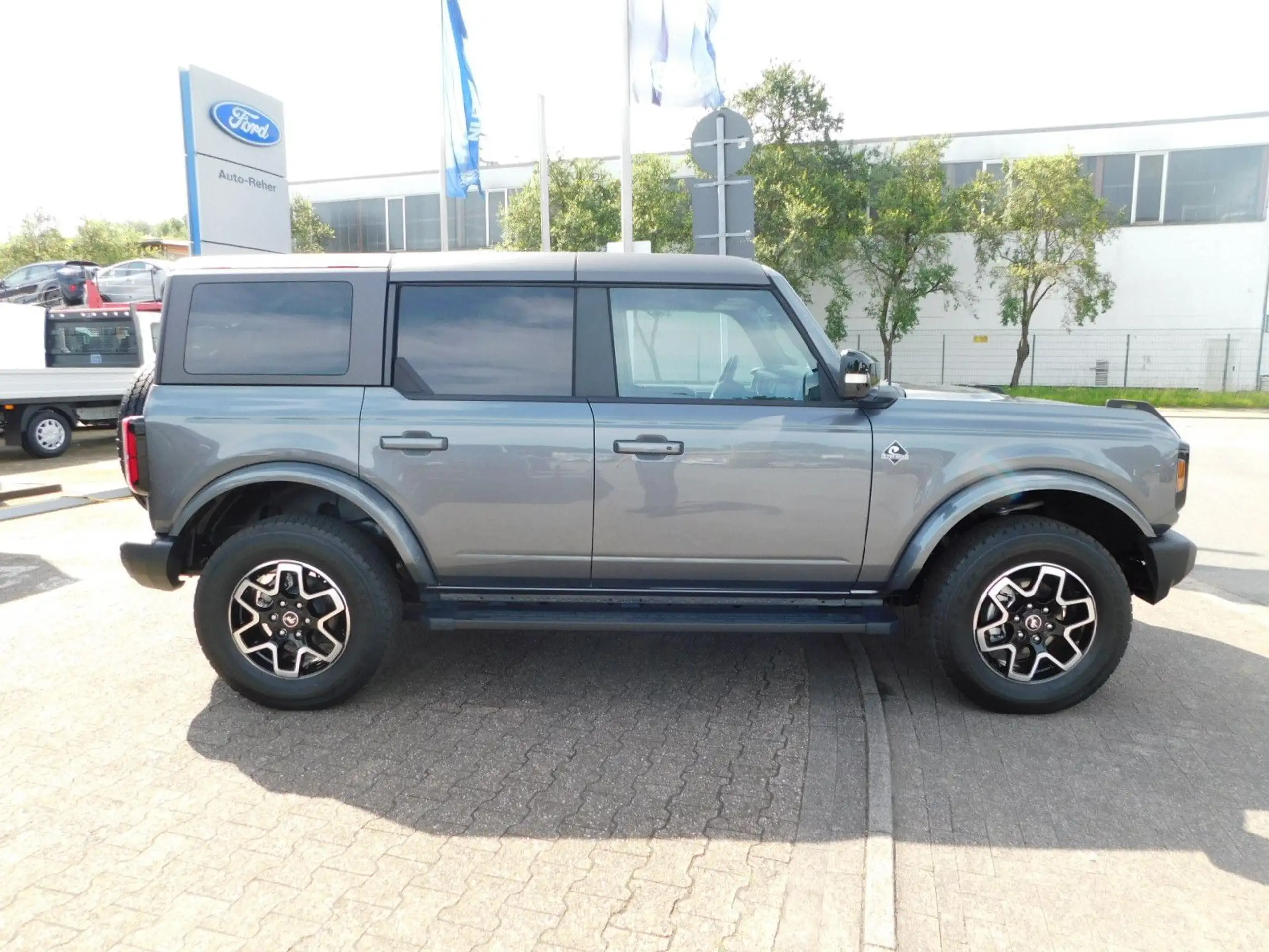 Ford - Bronco