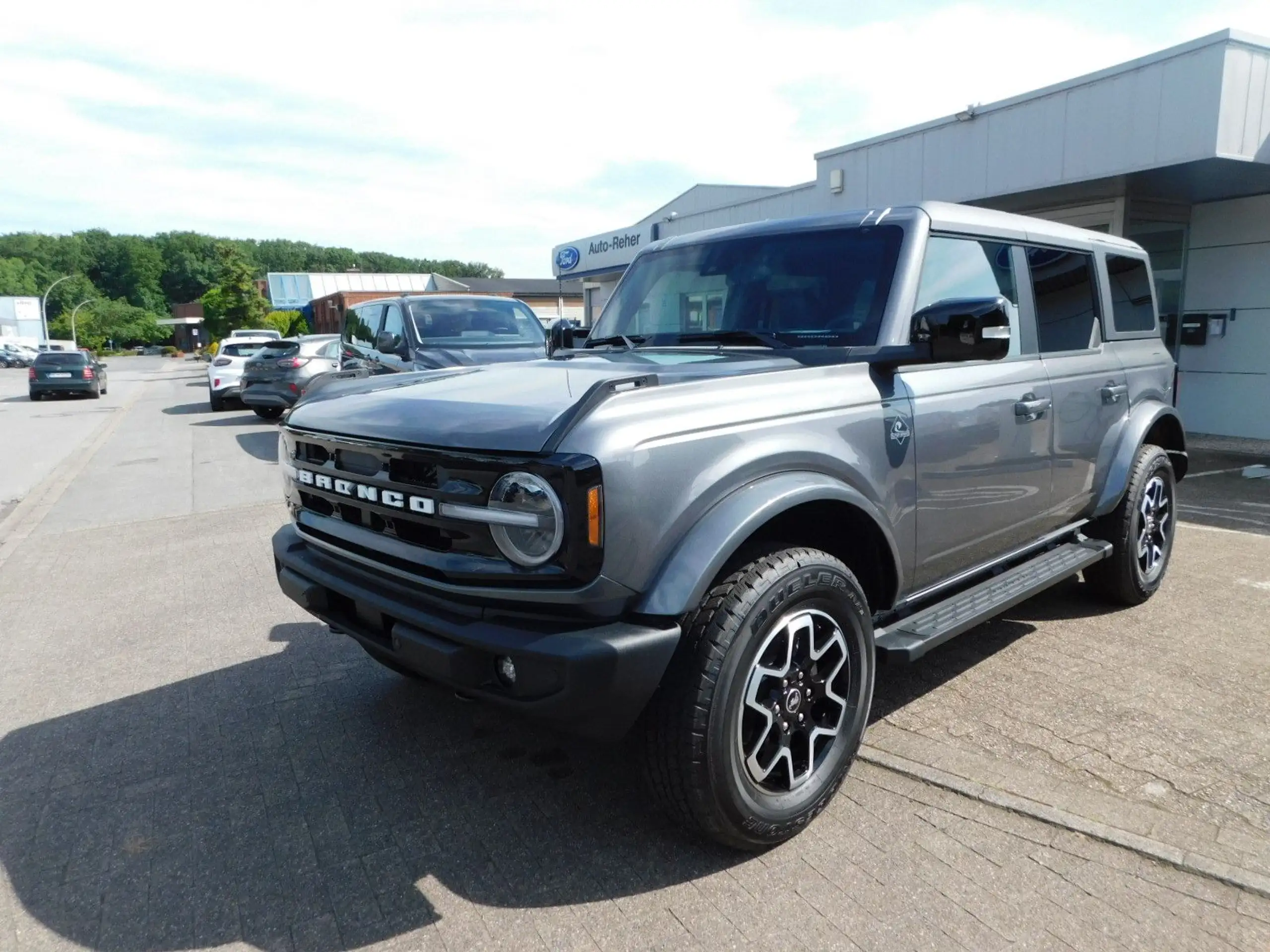 Ford Bronco 2024