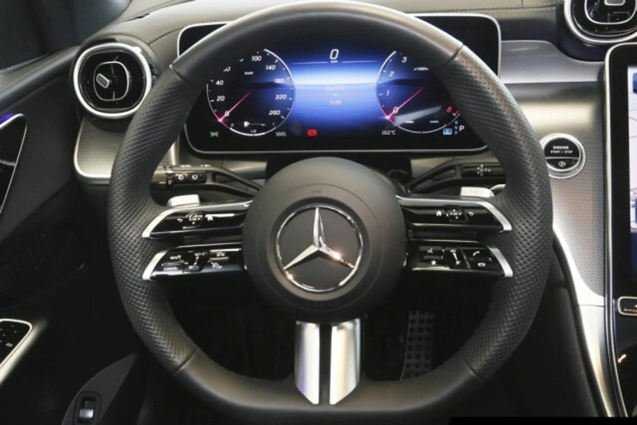 Mercedes-Benz - GLC 200