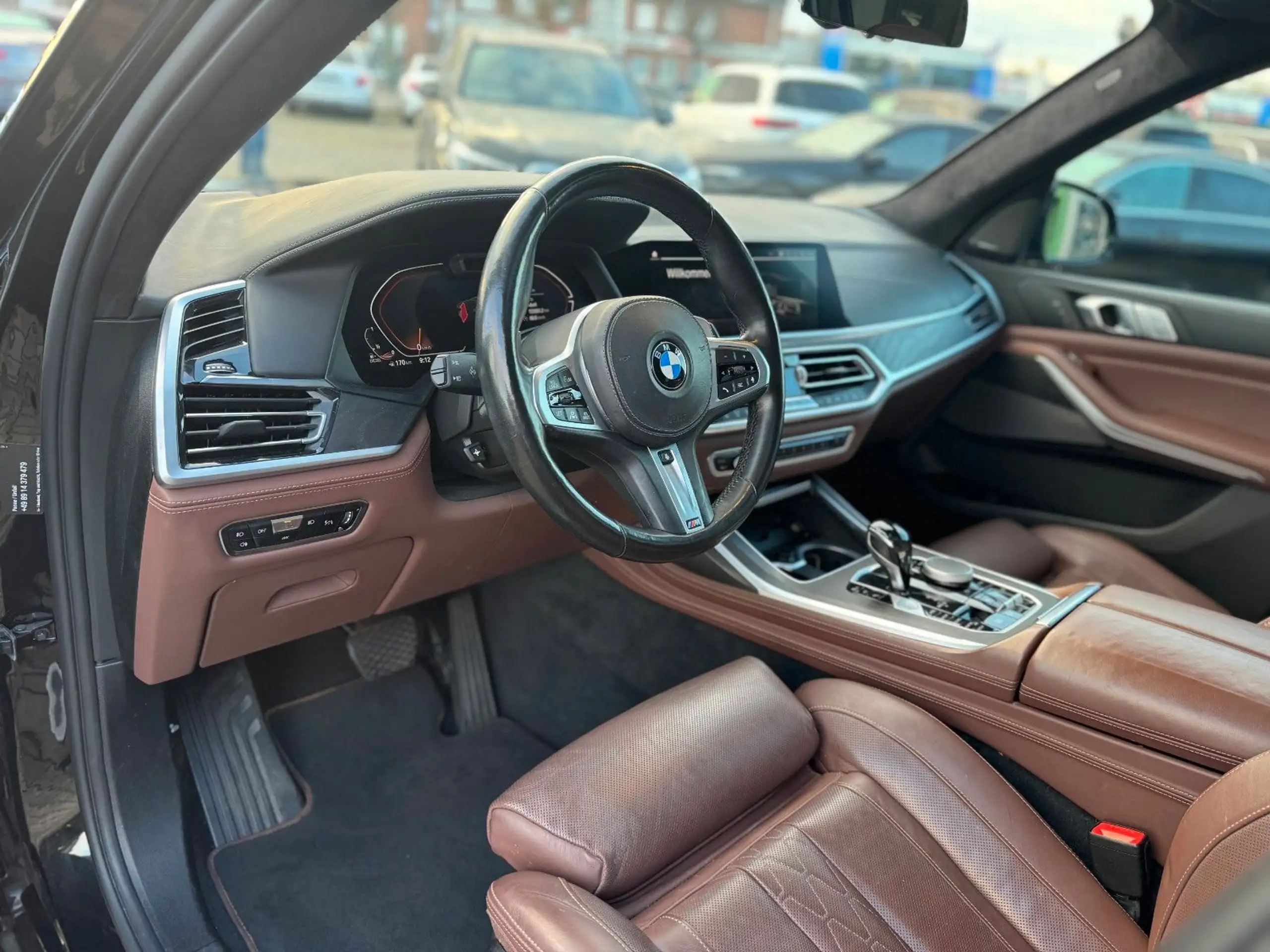 BMW - X7