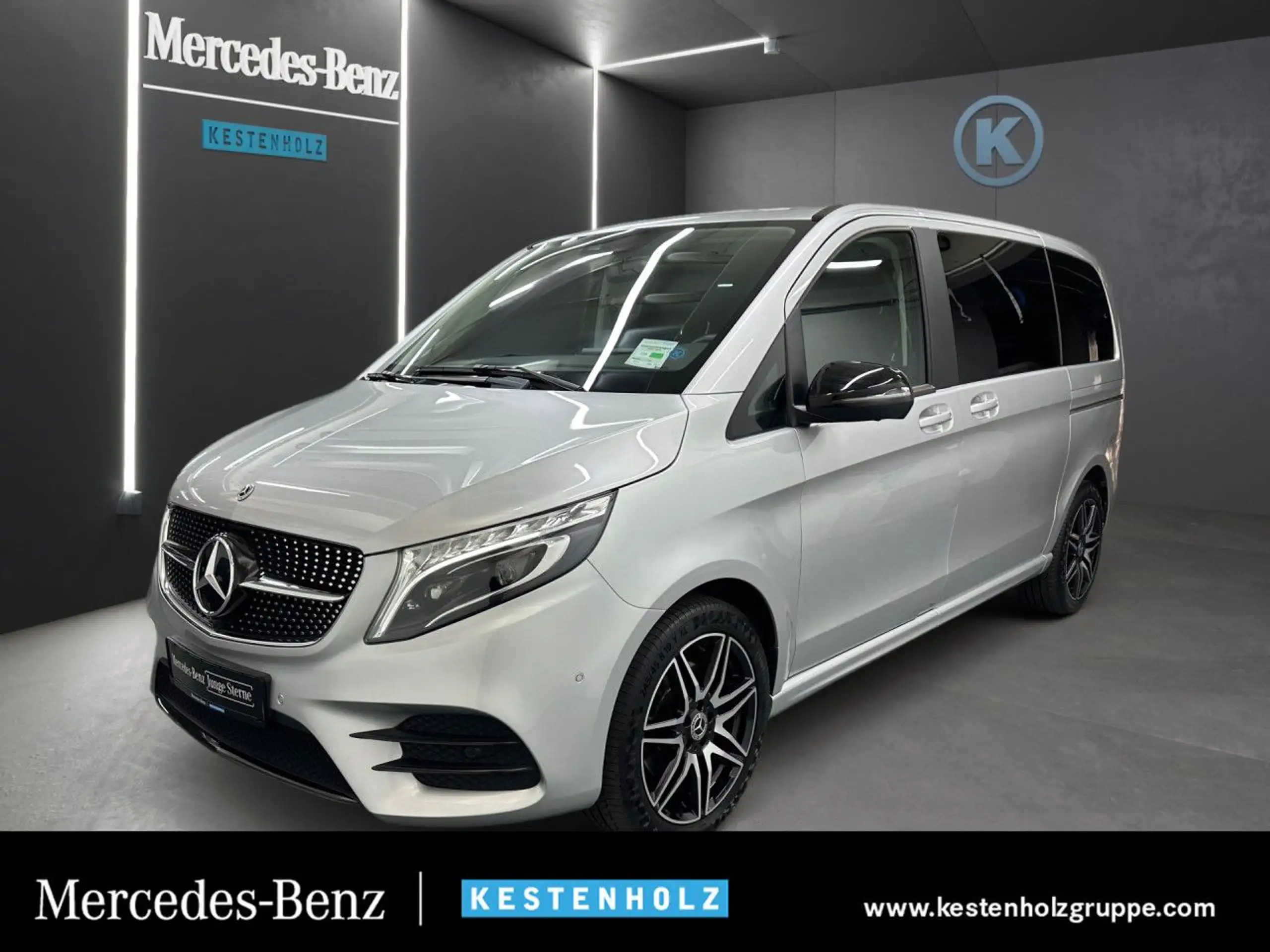 Mercedes-Benz - V 300