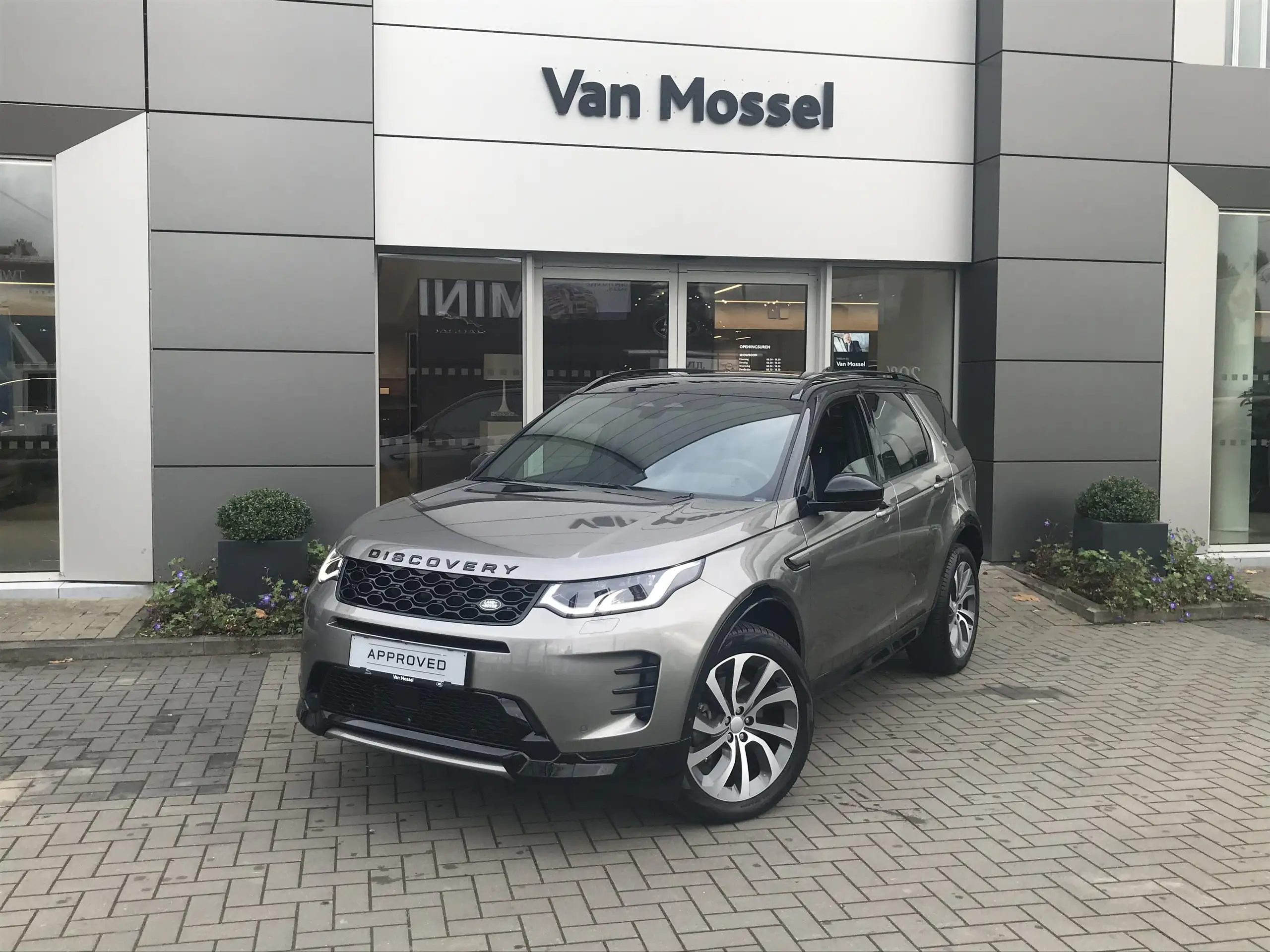 Land Rover - Discovery Sport