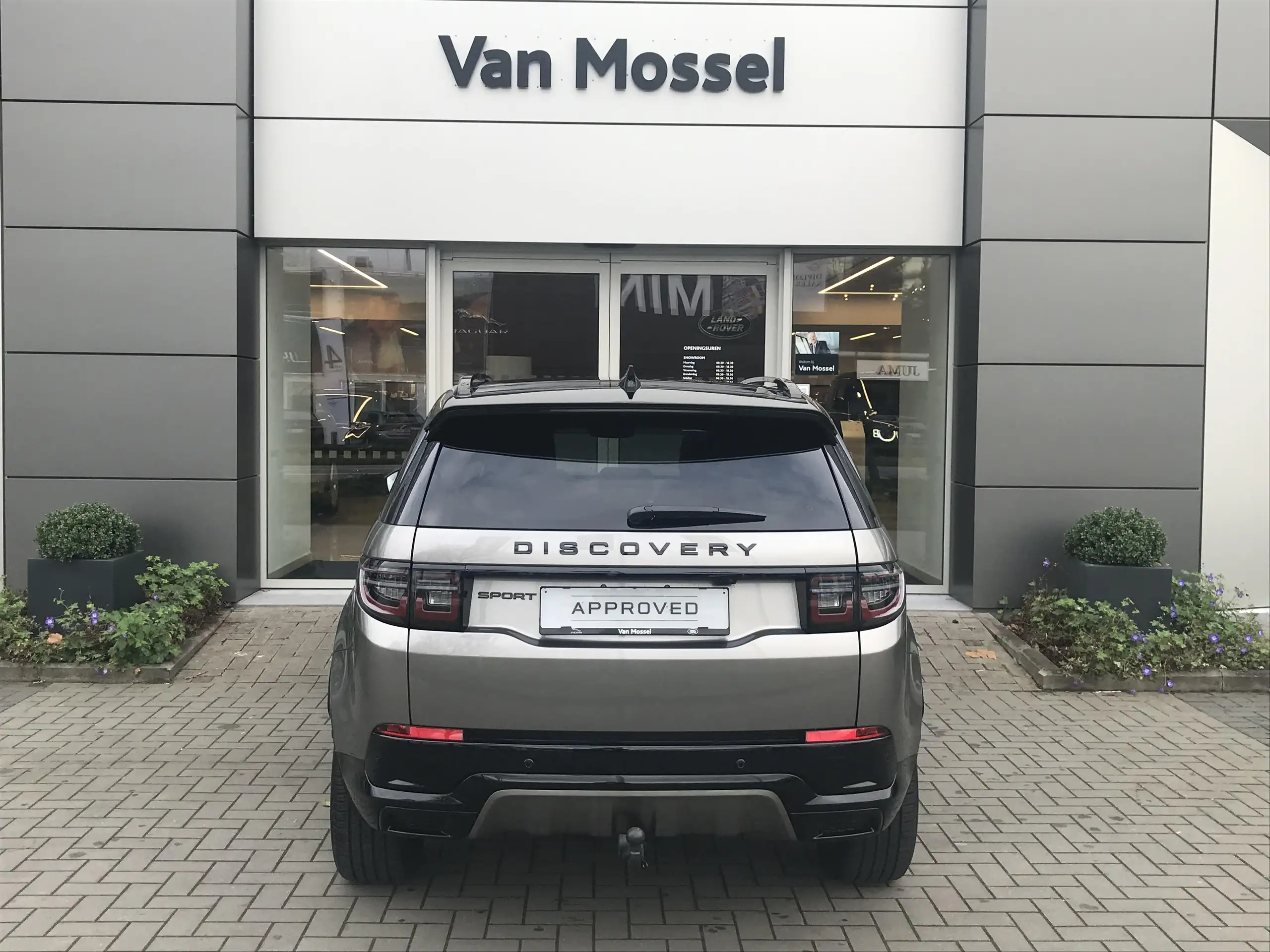 Land Rover - Discovery Sport