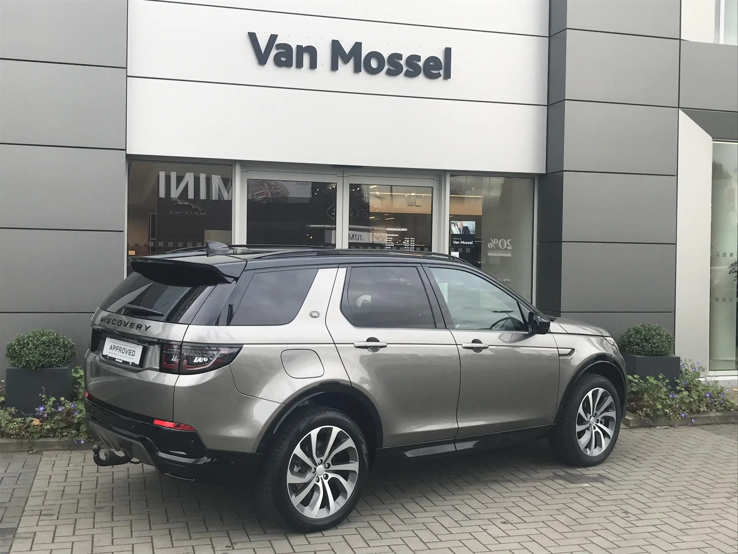 Land Rover - Discovery Sport